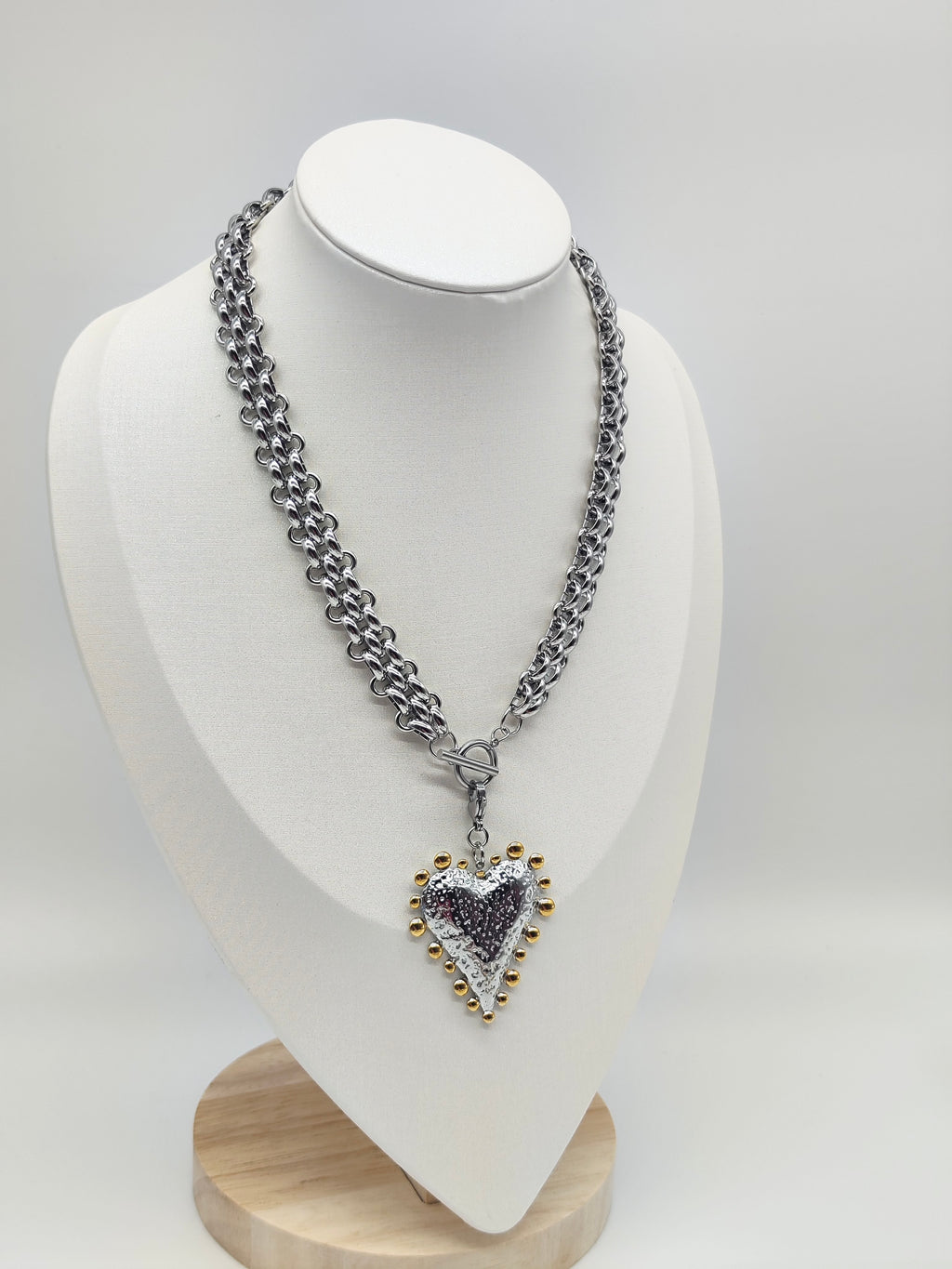 Collar Corazon Guerrero