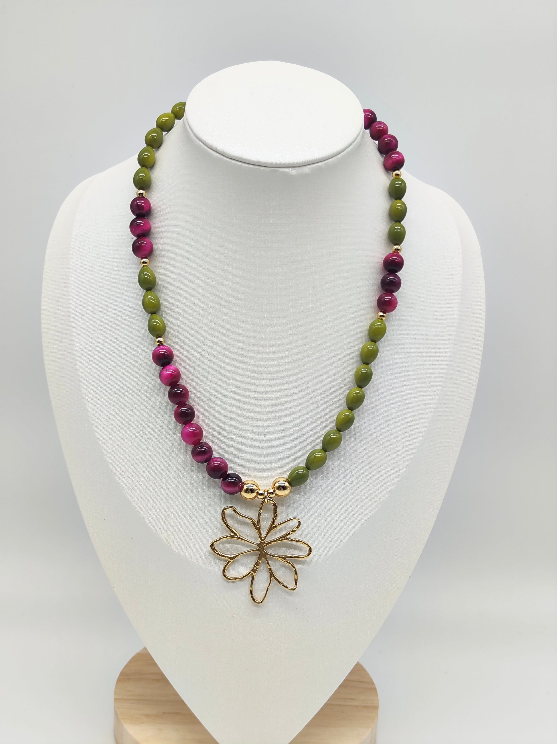 Collar Flor Dual – Artesanal y con Piedra Natural