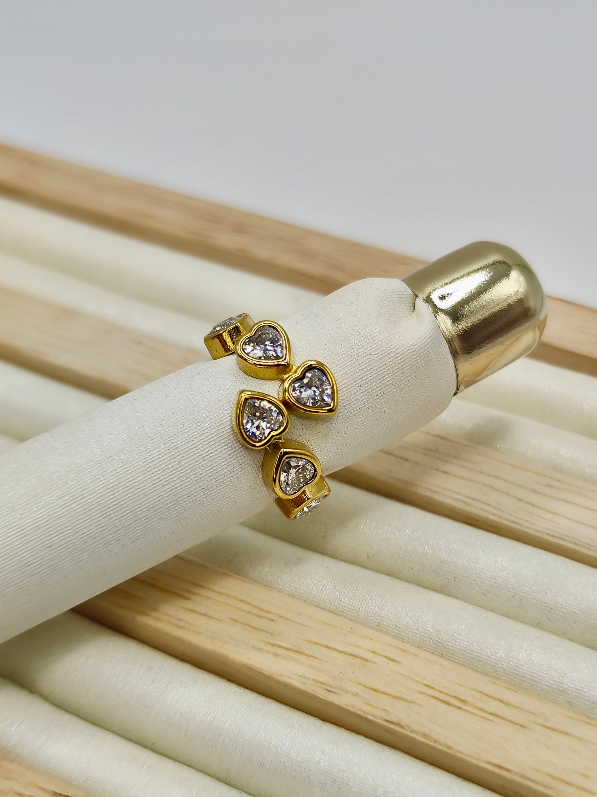 Anillo Seis Corazón