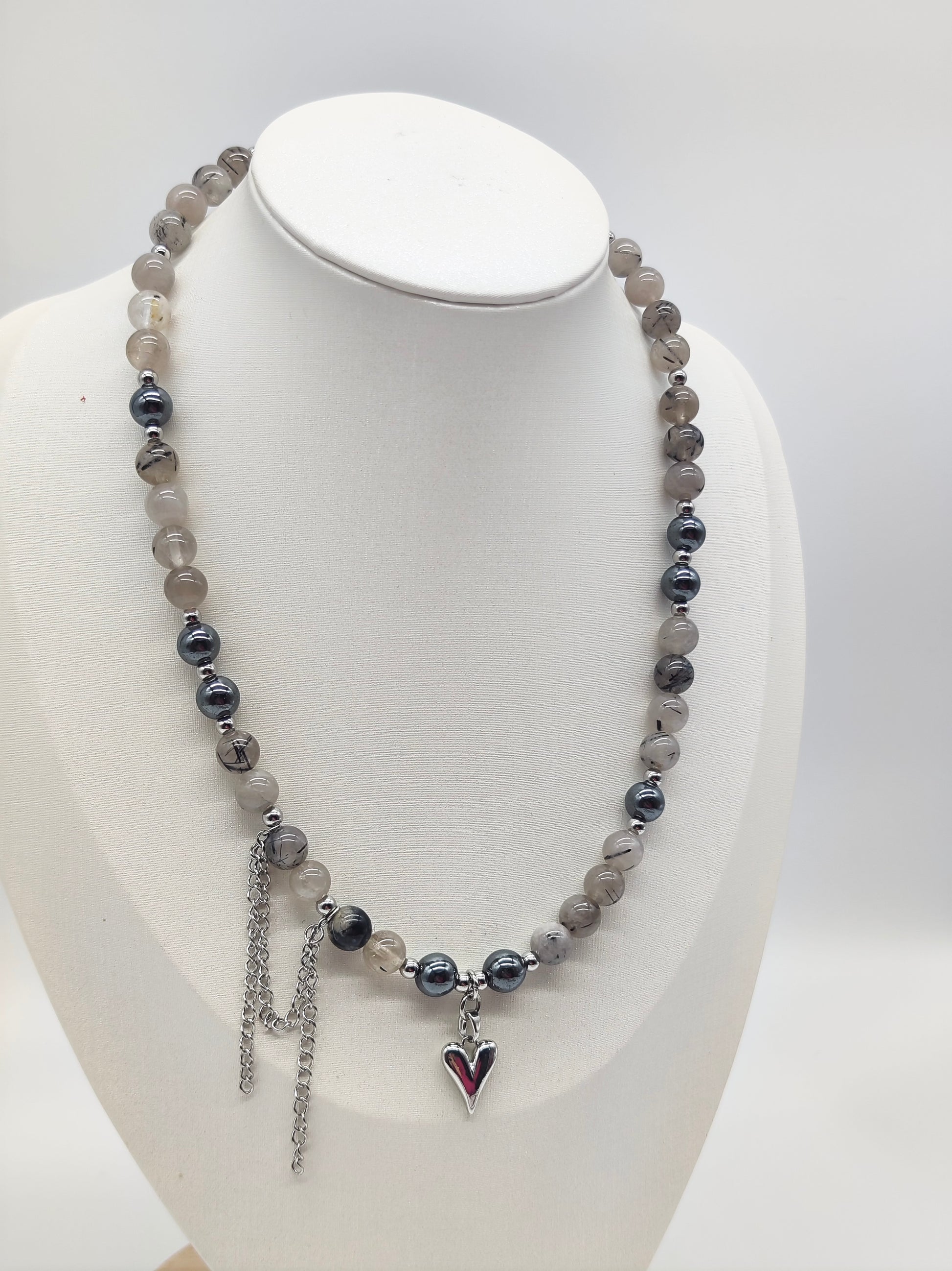 Collar artesanal Aura Gris