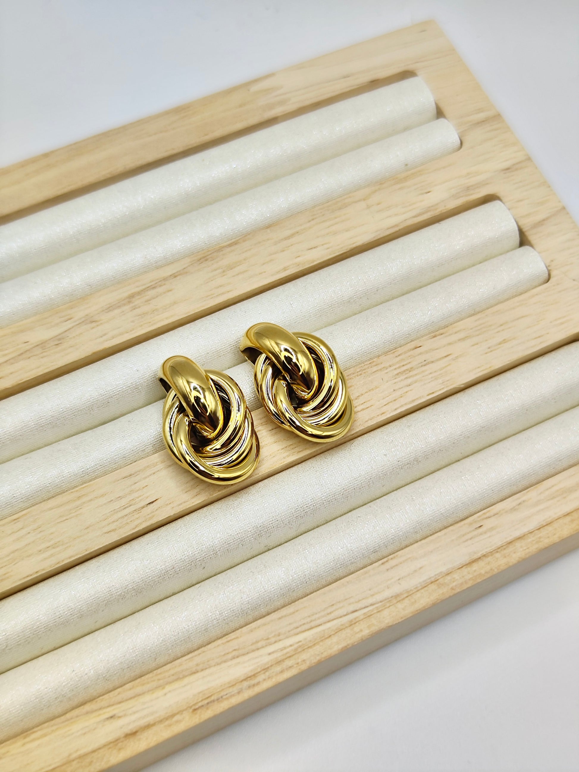 Pendientes Nudo