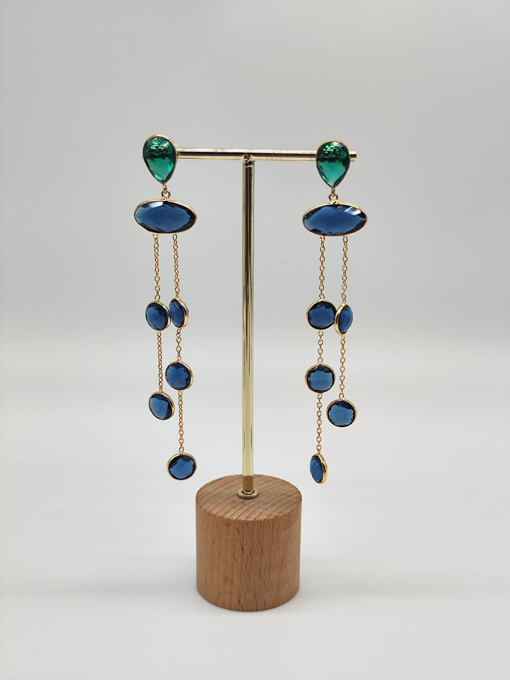 ✧ Pendientes Neela Dhara Esmeralda · Edición Limitada