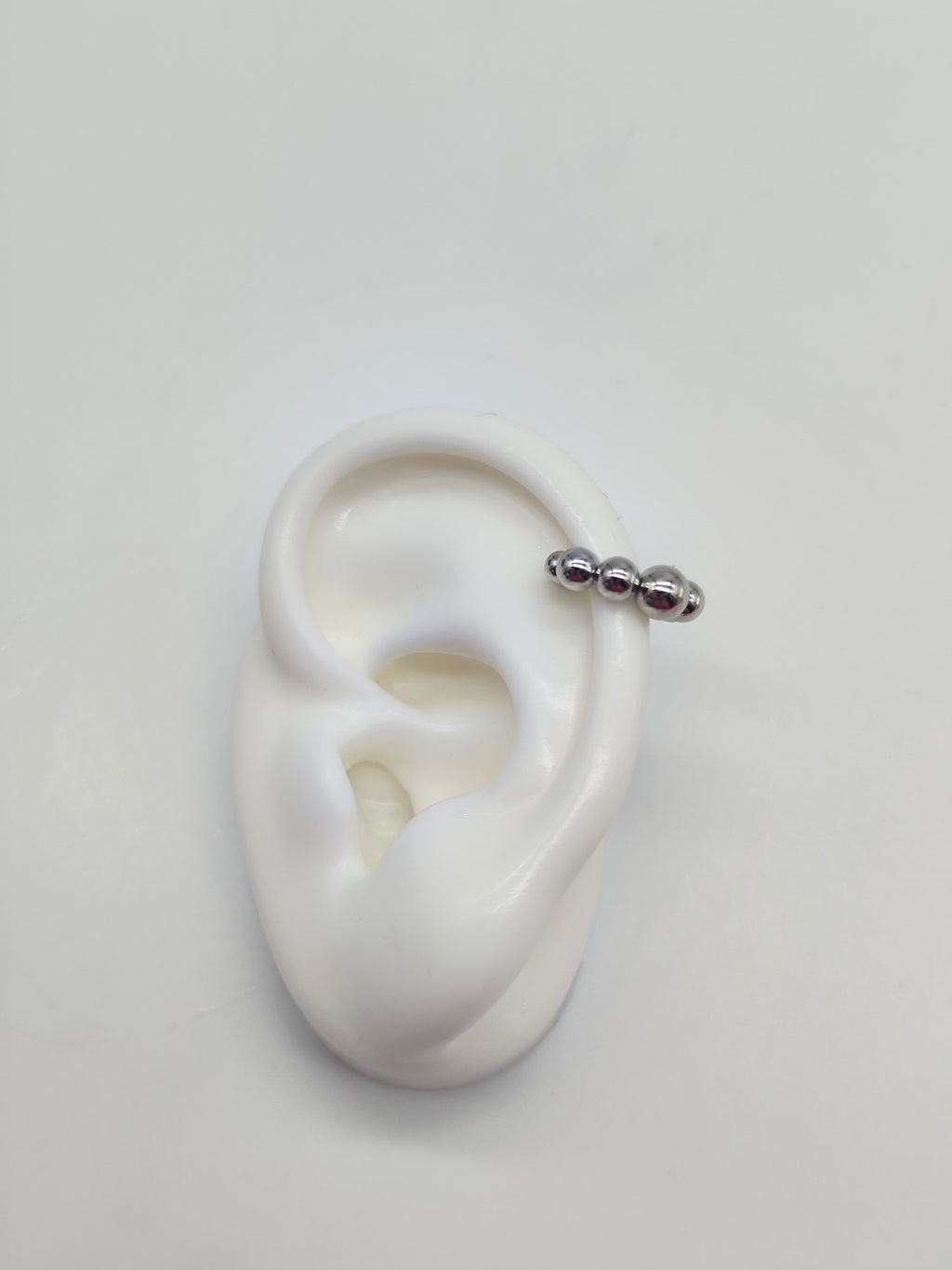 Ear Cuff Esfera – Dorado o Plateado