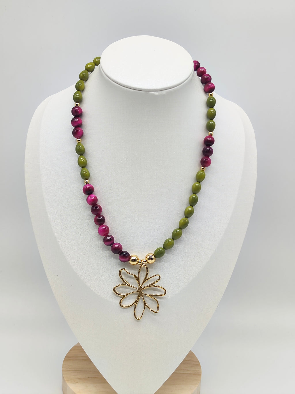 Collar Flor Dual – Artesanal y con Piedra Natural