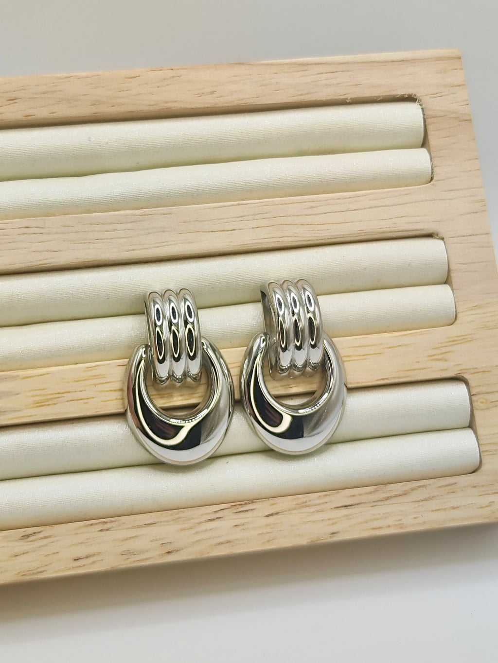 Pendientes Eclipse Plateado