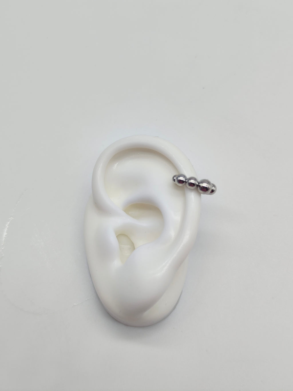 Ear Cuff Esfera – Dorado o Plateado