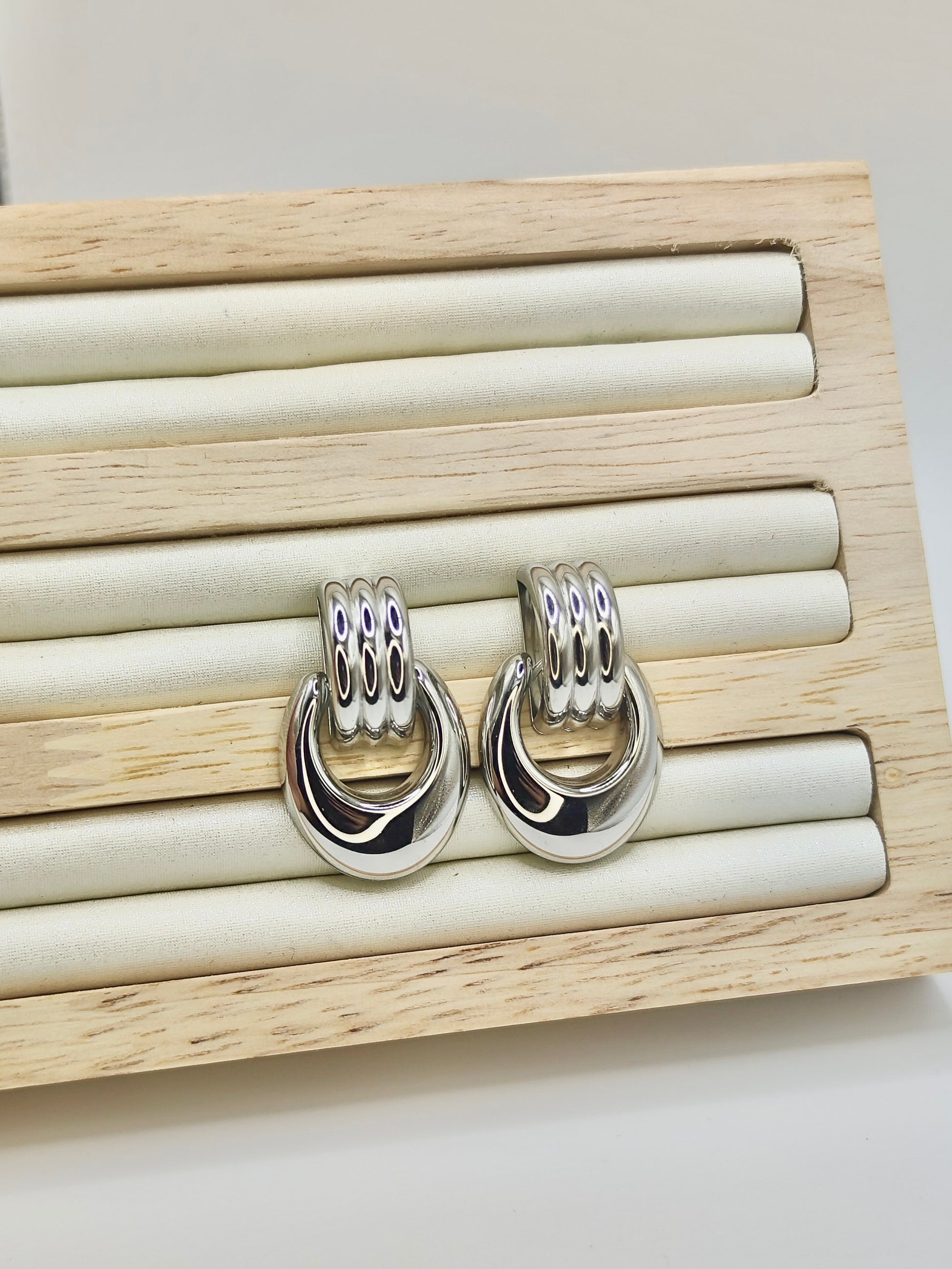Pendientes Eclipse Plateado