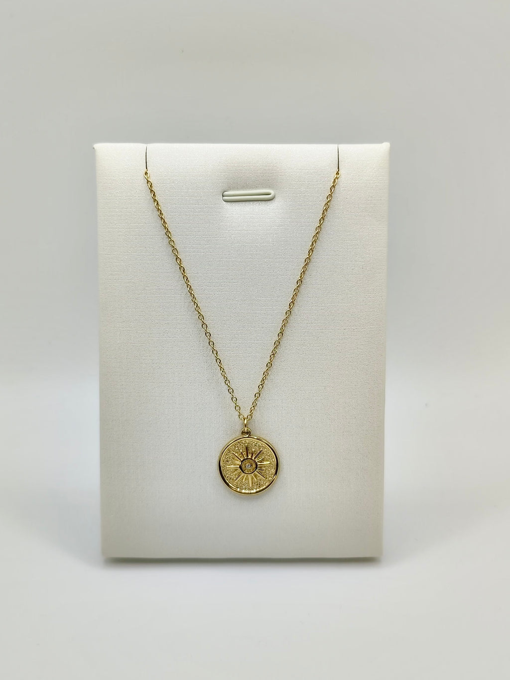 Collar Medalla Sol y Luna