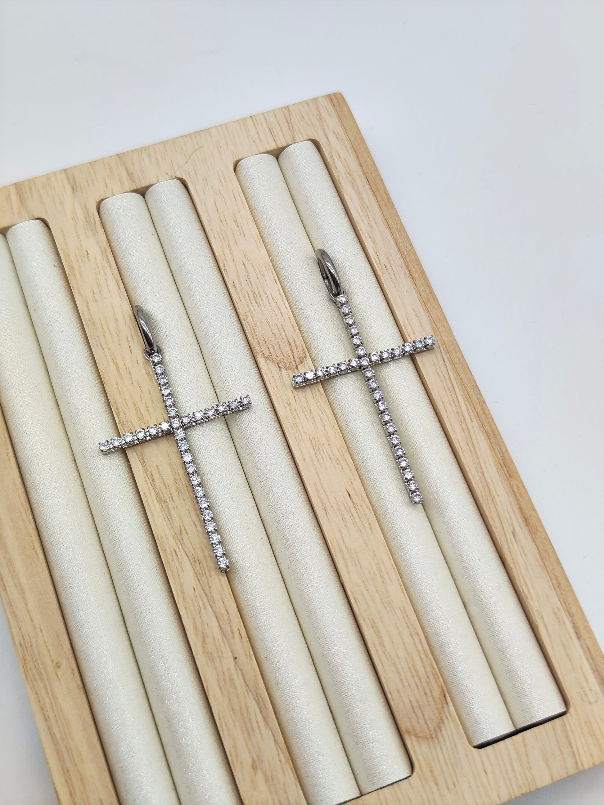 Pendientes Crystal Cross