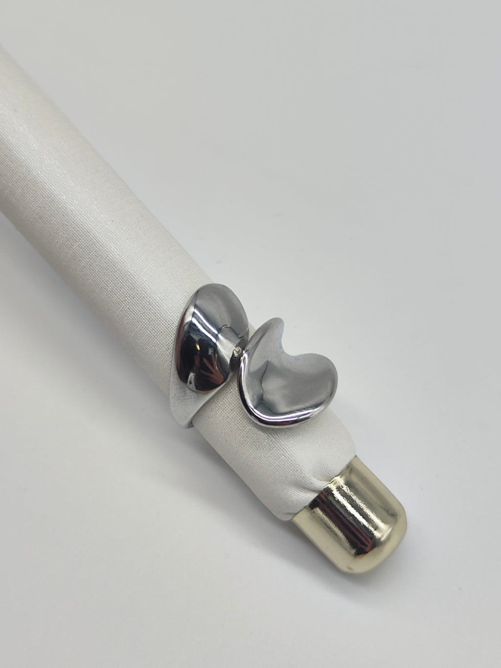 Anillo de Acero Inoxidable con Corazón – Elegante y Minimalista