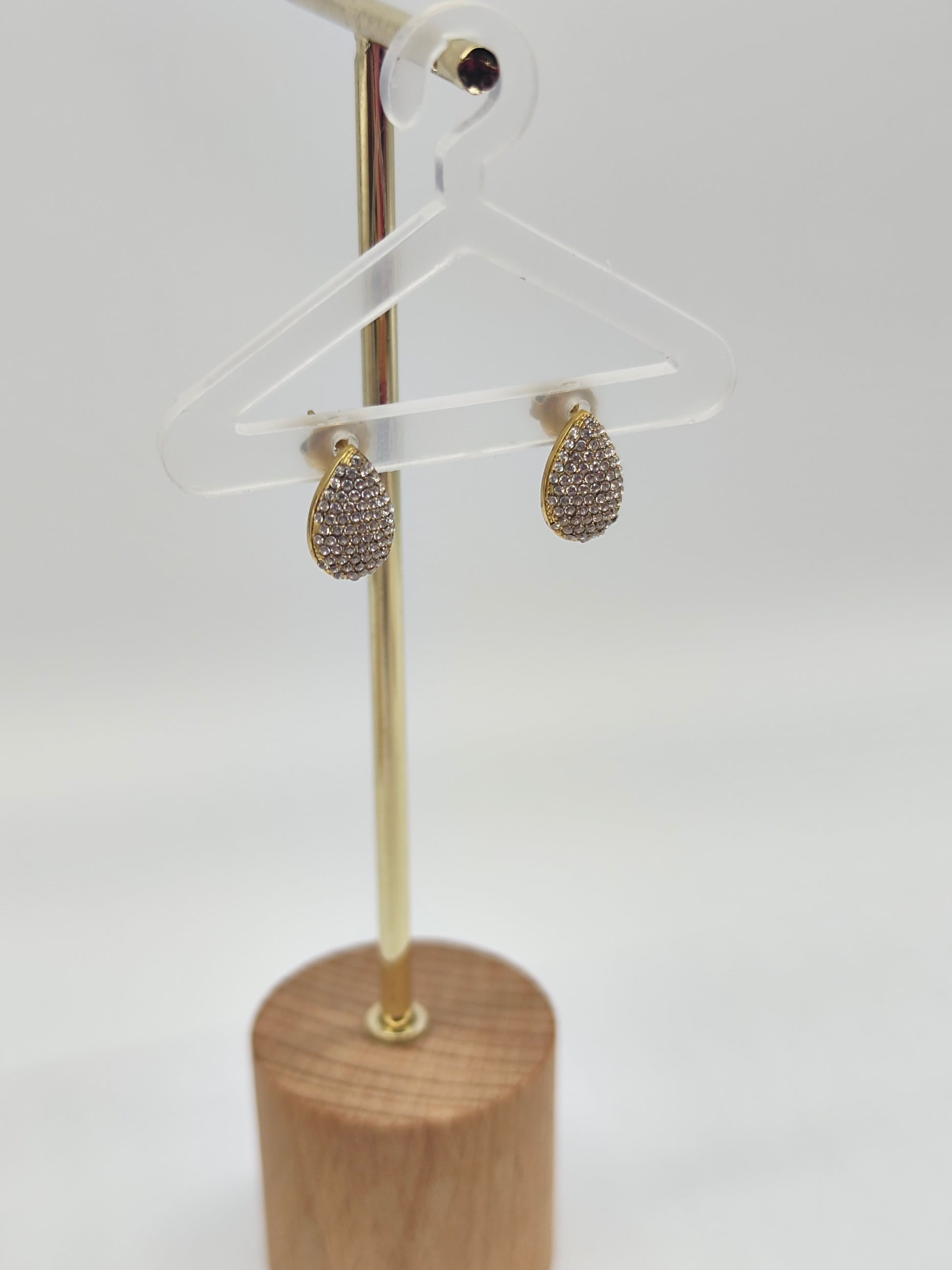 Pendientes Gota Brillante – A elegir en dorado o plateado