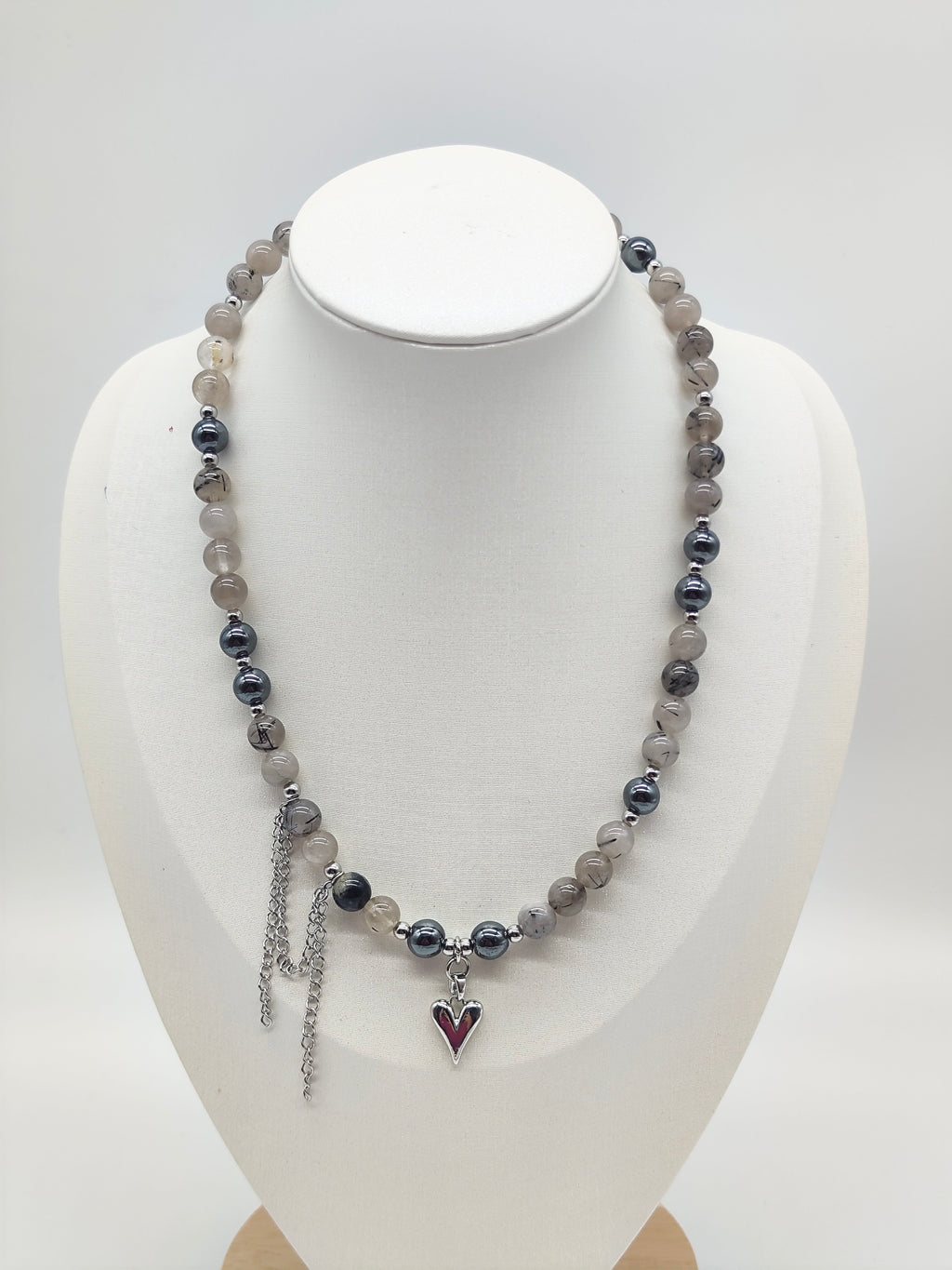 Collar artesanal Aura Gris