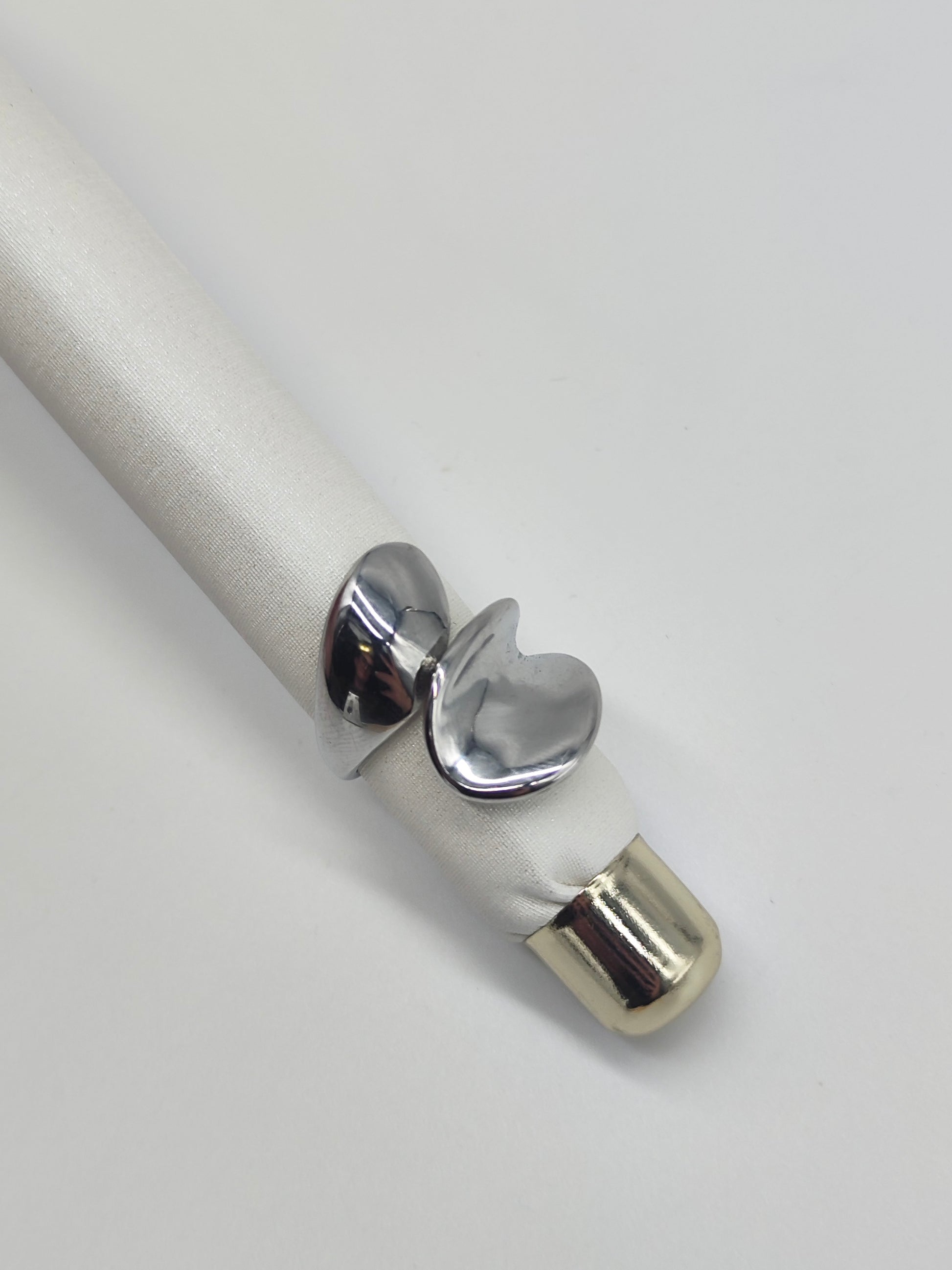 Anillo de Acero Inoxidable con Corazón – Elegante y Minimalista