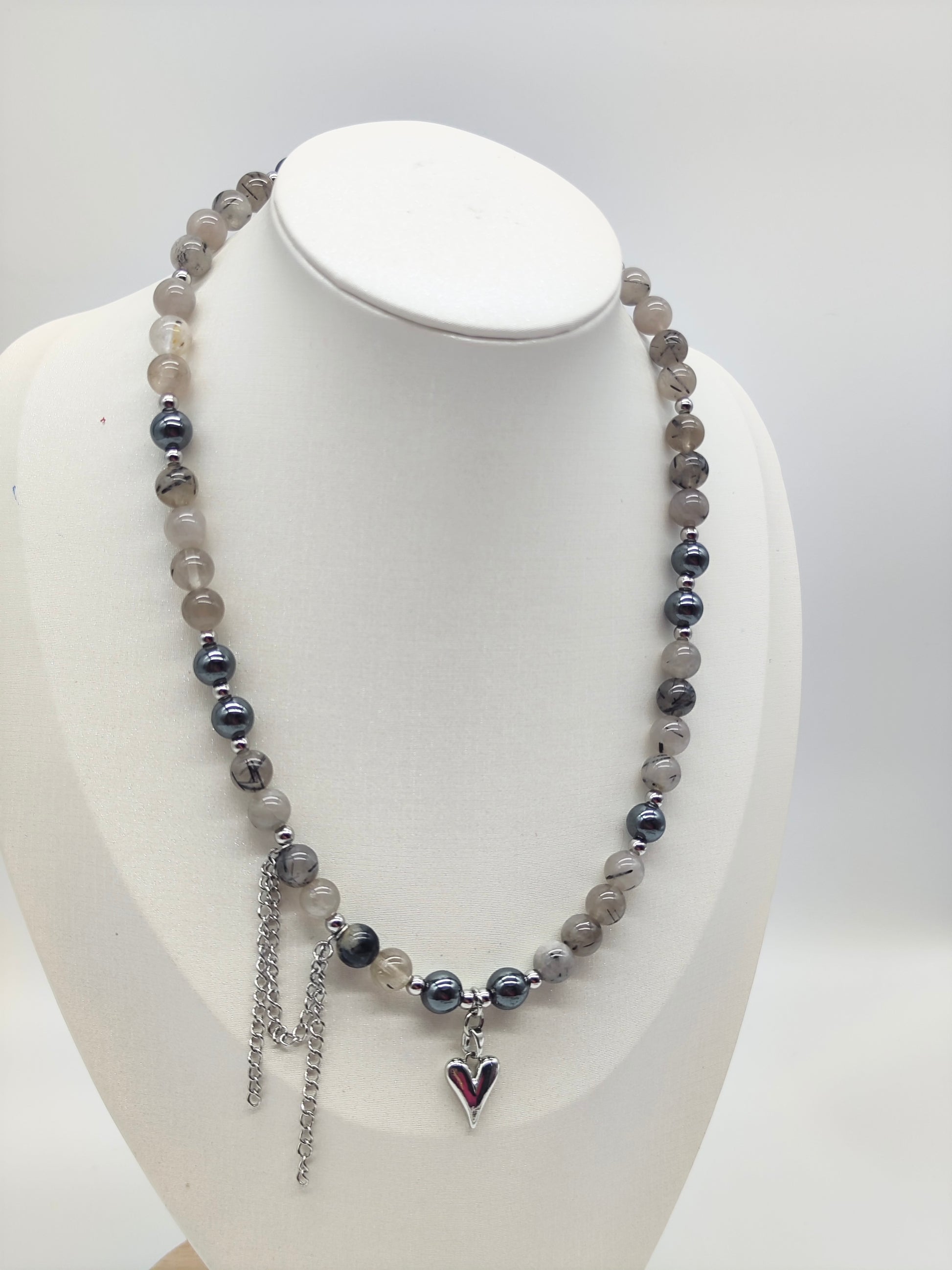 Collar artesanal Aura Gris