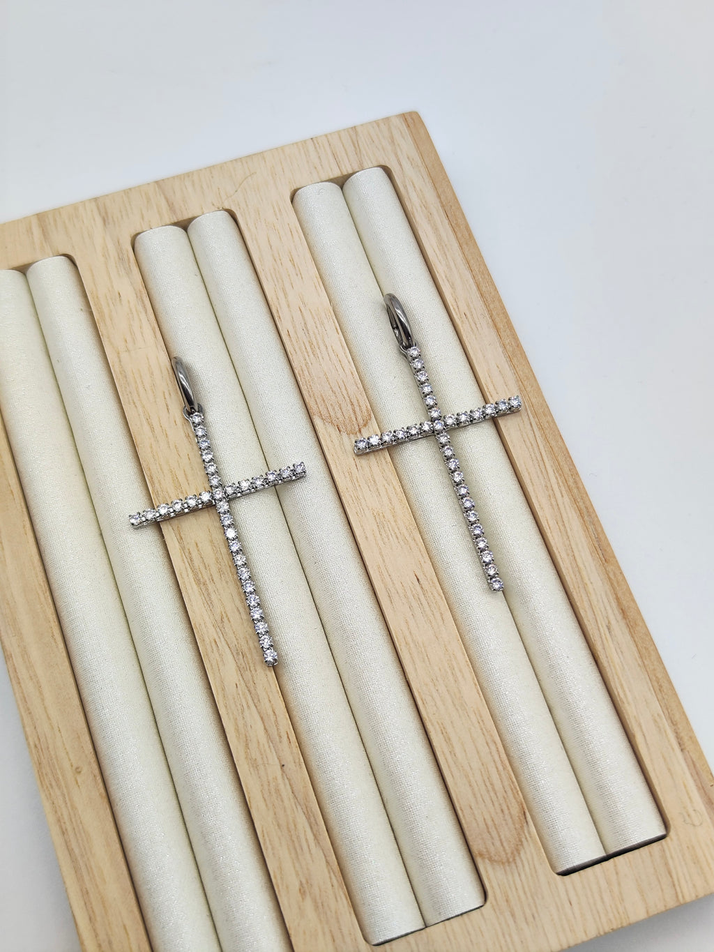 Pendientes Crystal Cross