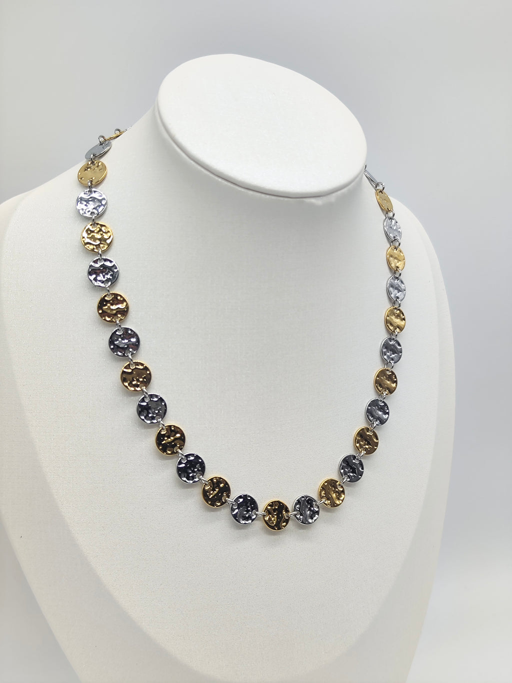 Collar Bicolor de Acero Inoxidable – Dorado y Plateado