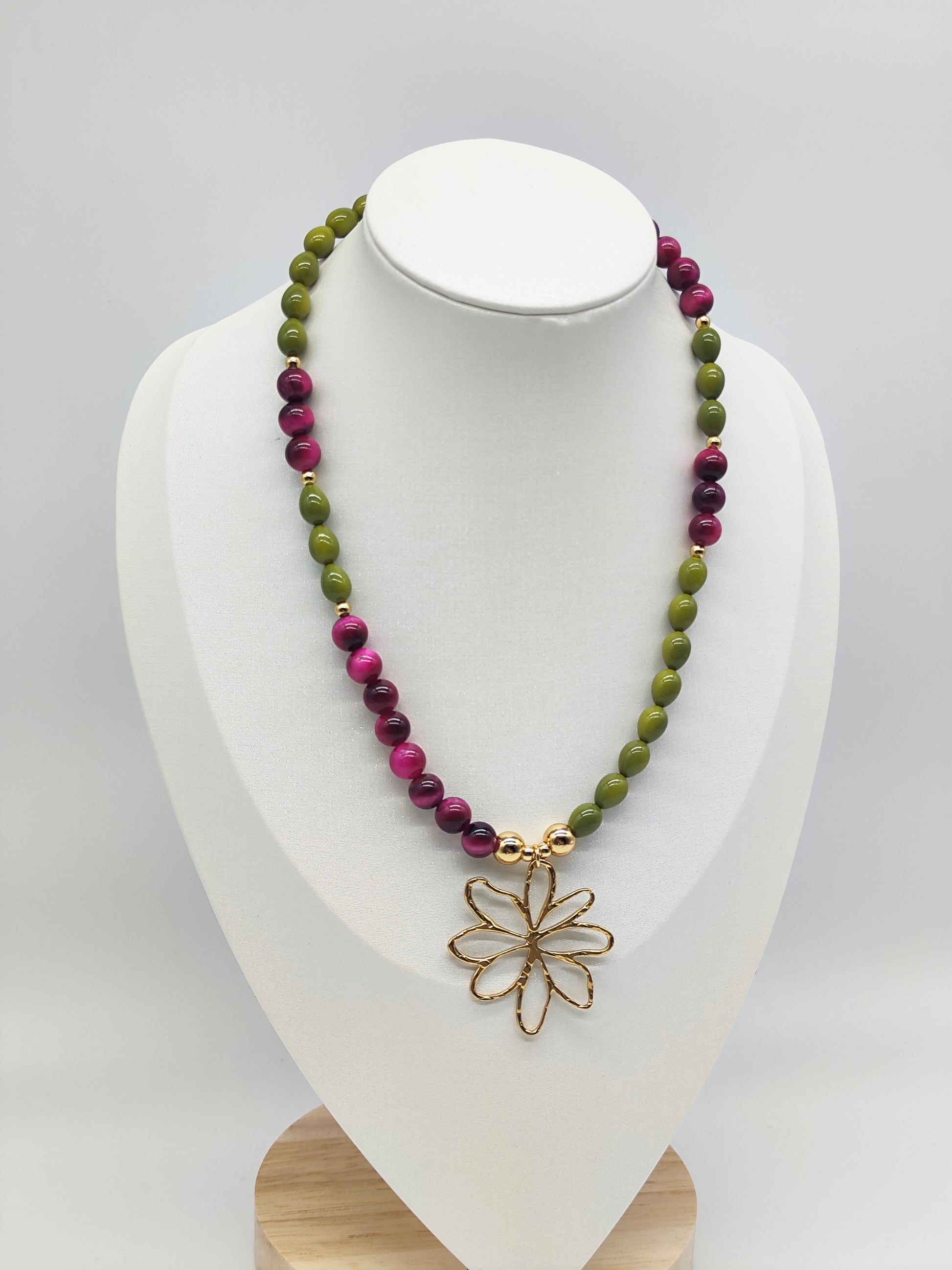 Collar Flor Dual – Artesanal y con Piedra Natural