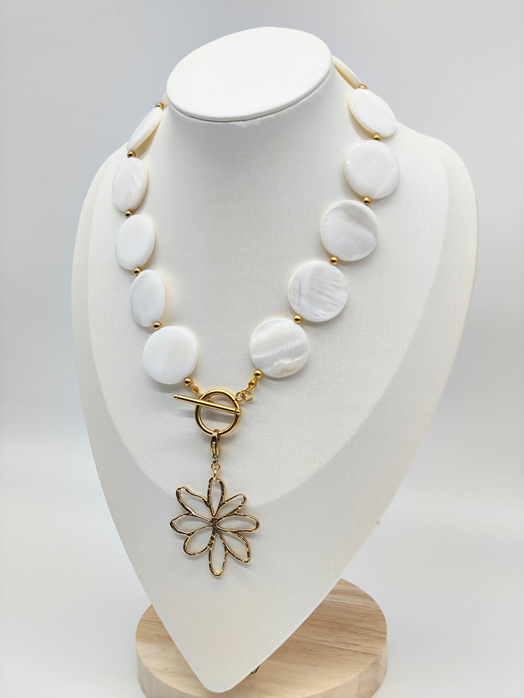 Collar Flor de Nácar