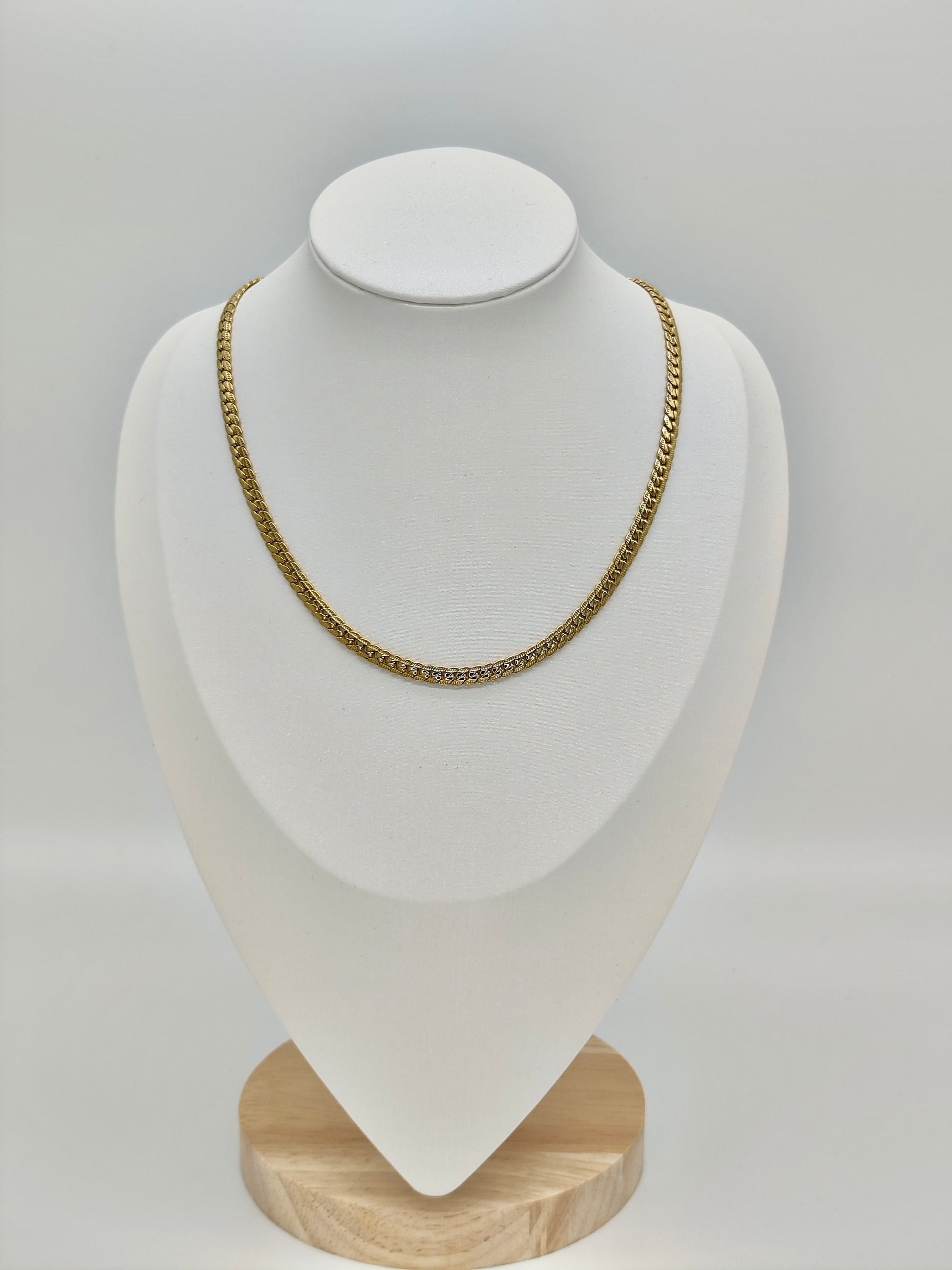 Collar Cuba