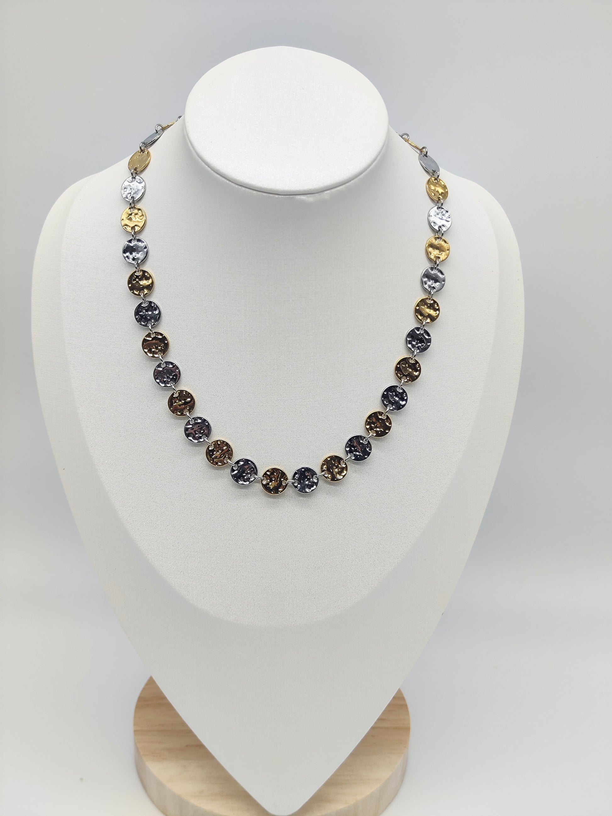 Collar Bicolor de Acero Inoxidable – Dorado y Plateado