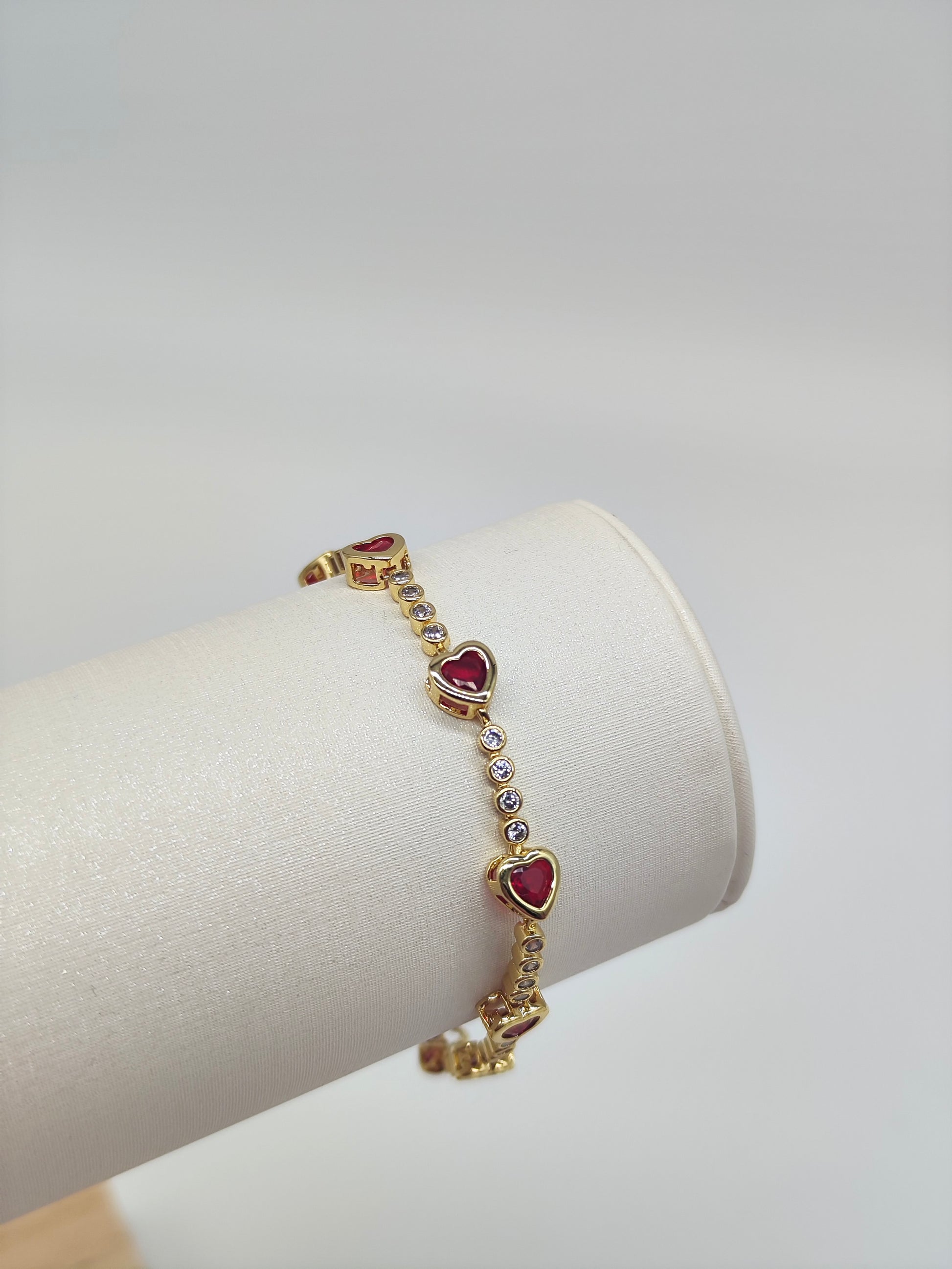 Pulsera Corazones Rubí