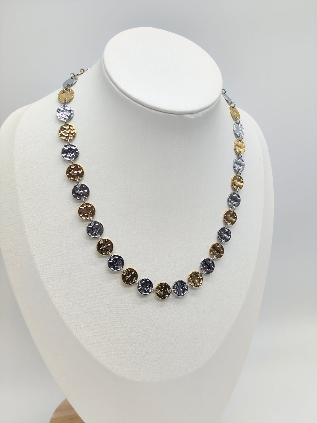 Collar Bicolor de Acero Inoxidable – Dorado y Plateado