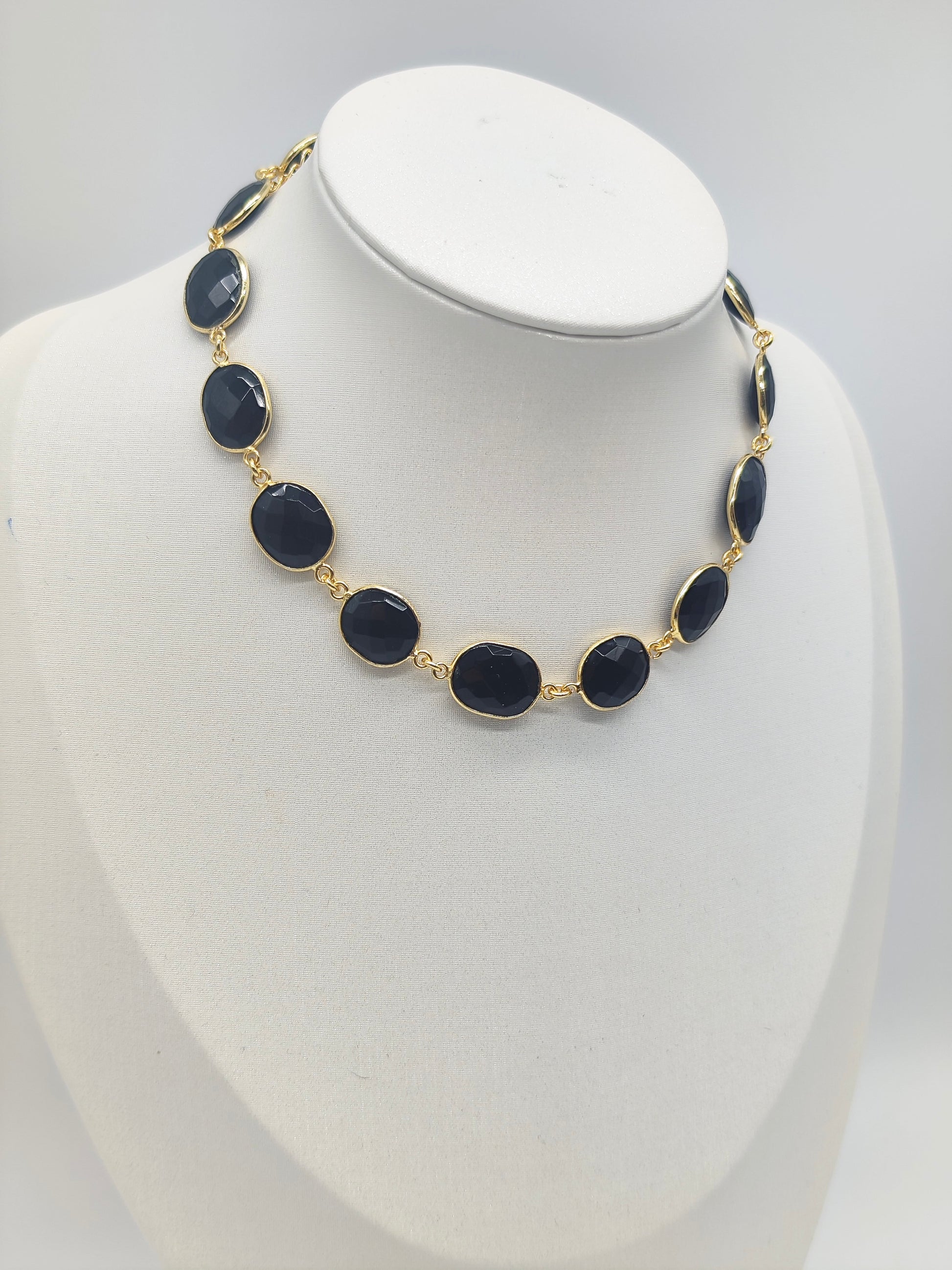 ✧ Collar Samsara Negro · Edición Limitada