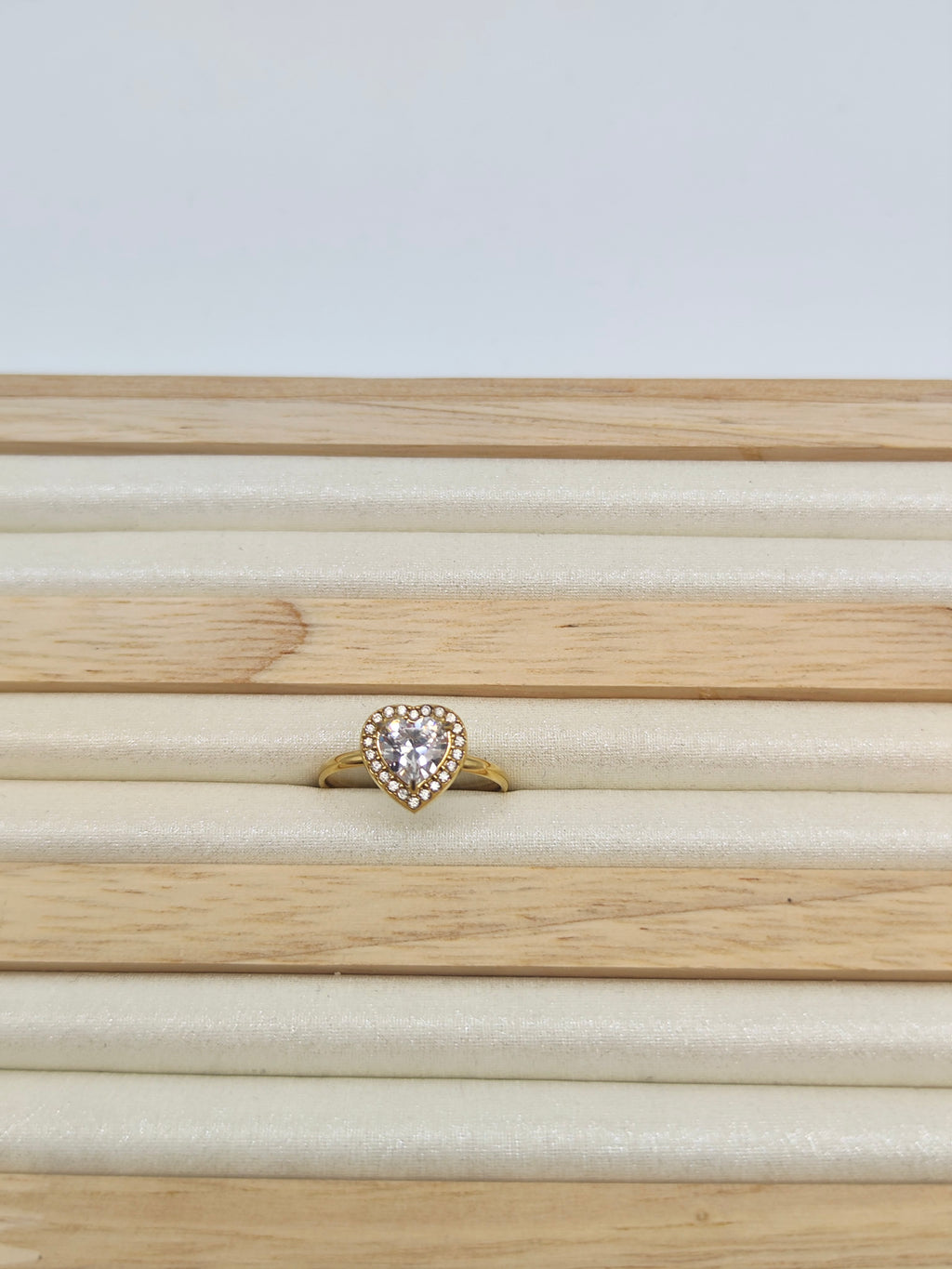 Anillo Corazón Radiante