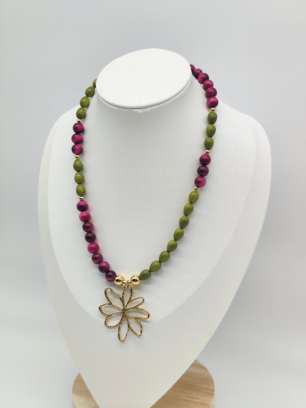 Collar Flor Dual – Artesanal y con Piedra Natural