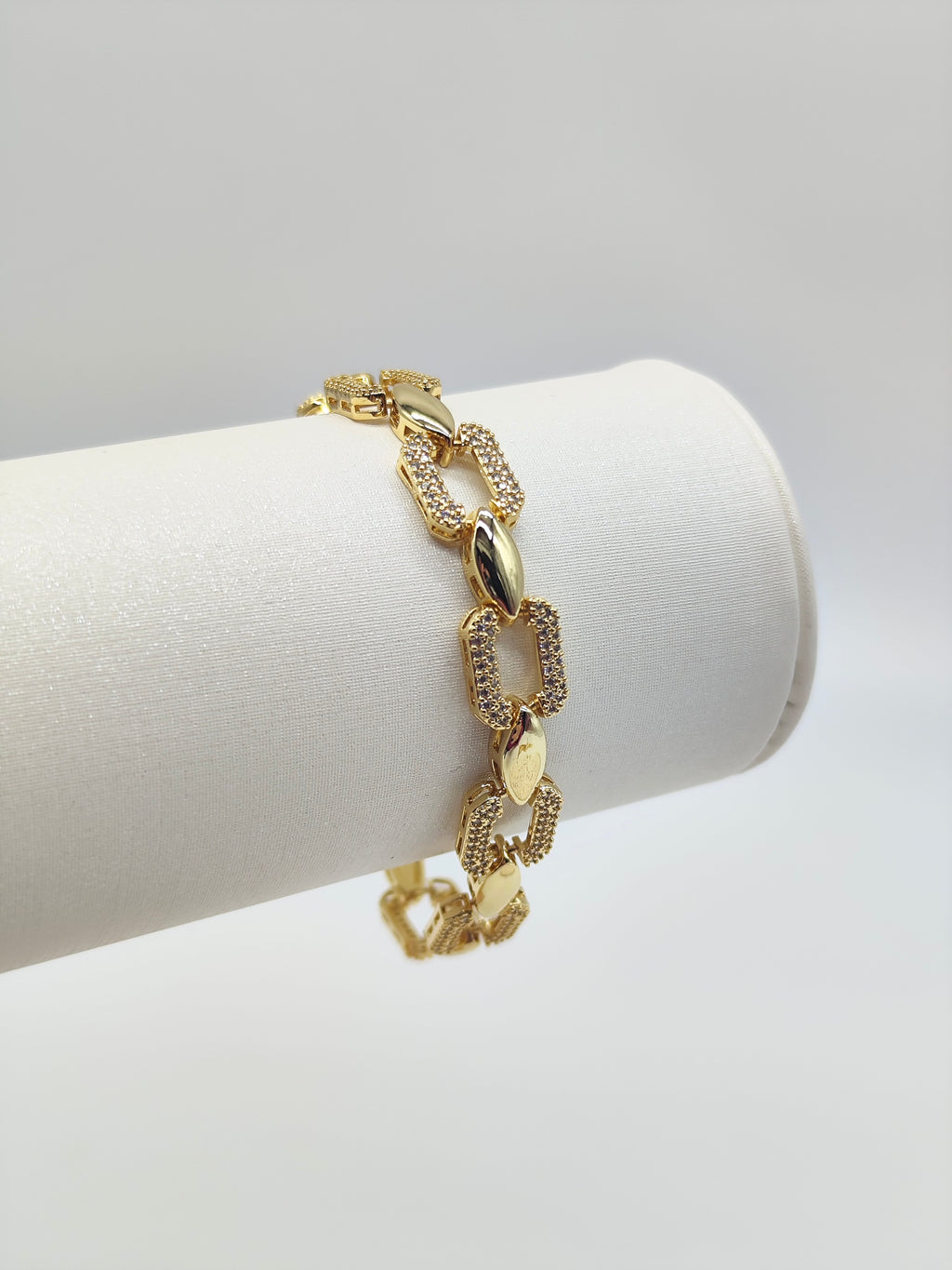 Pulsera Esencia Dorada