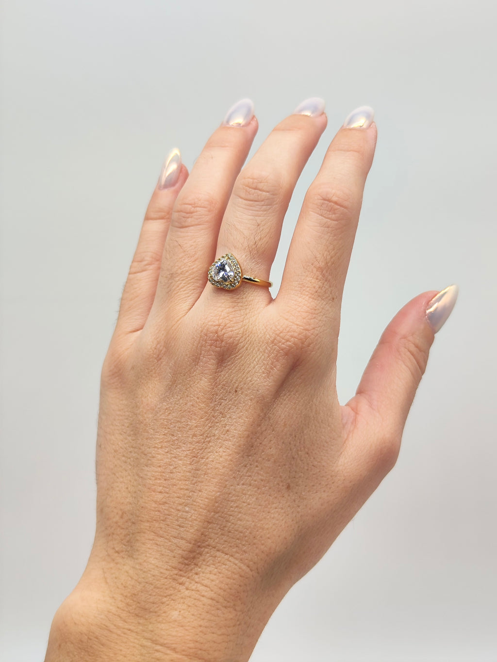 Anillo Corazón Radiante