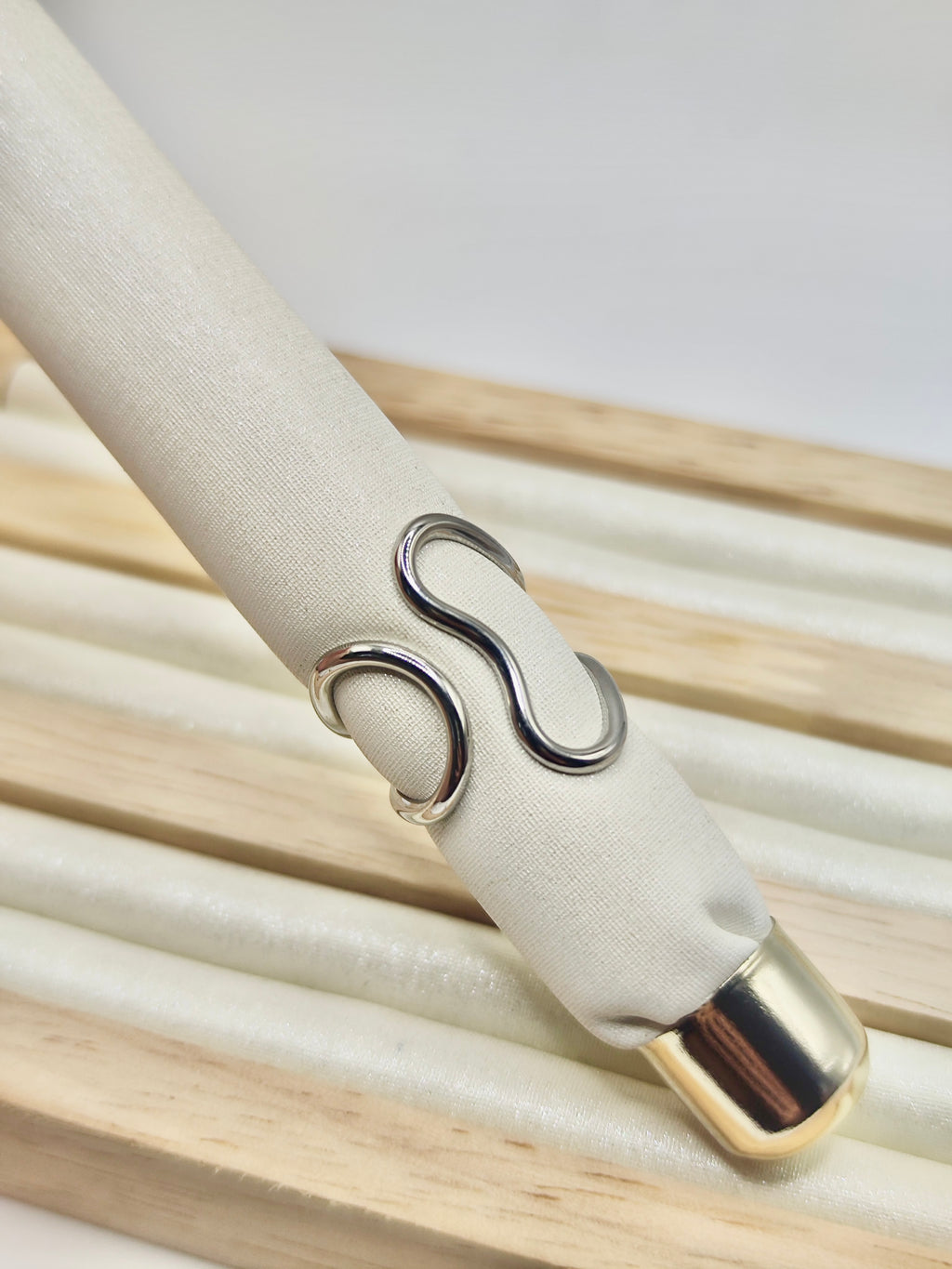 Anillo Wave – Plateado Ajustable