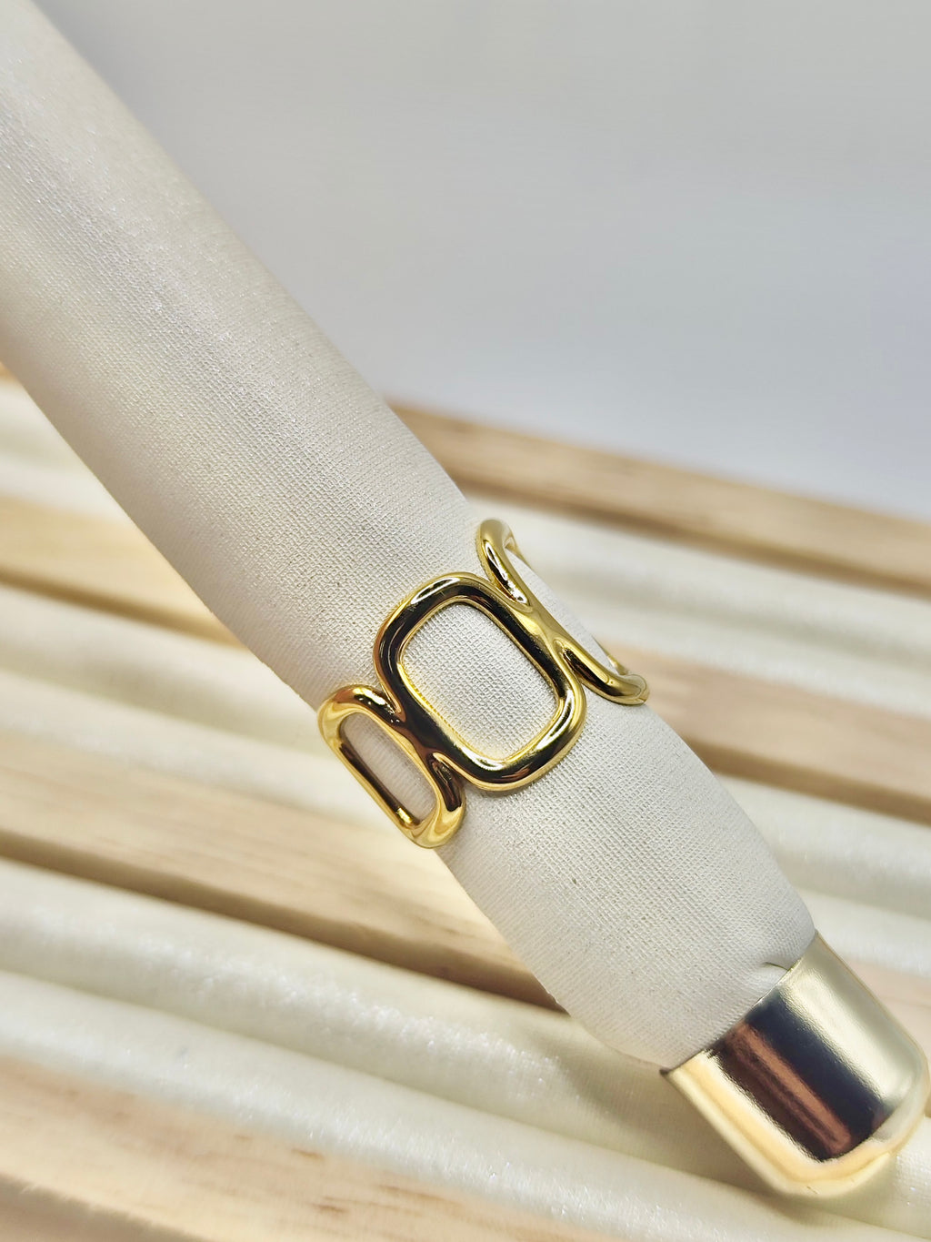 Anillo Eslabón – Dorado Ajustable