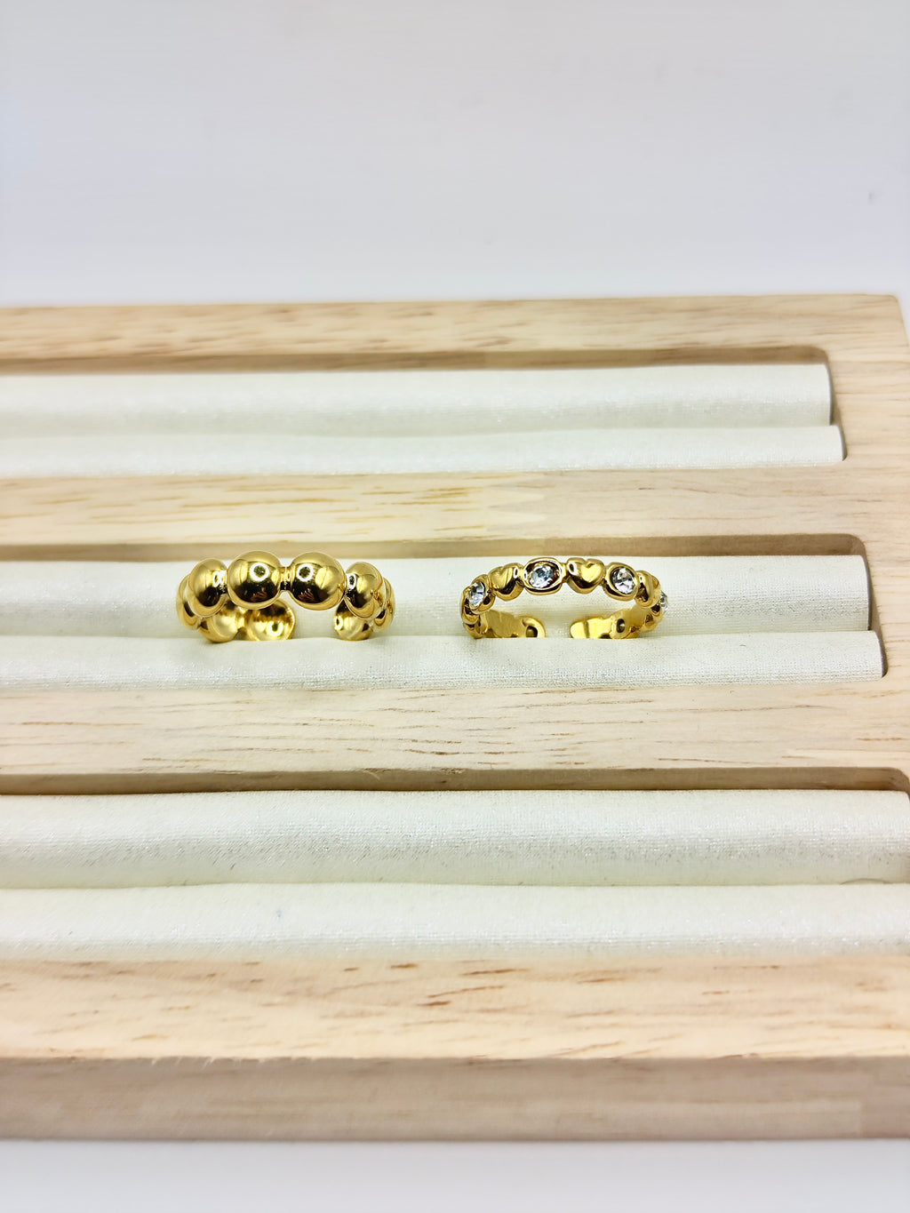 Set de Anillos Dúo Esferas – Dorado y Plateado Ajustables