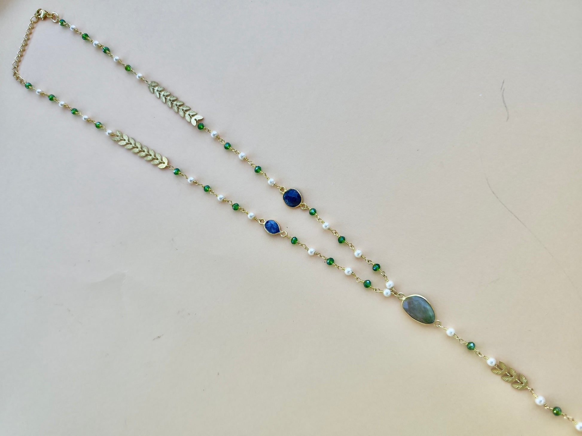 Collar Largo Vana Padma – Colección Nila Padma