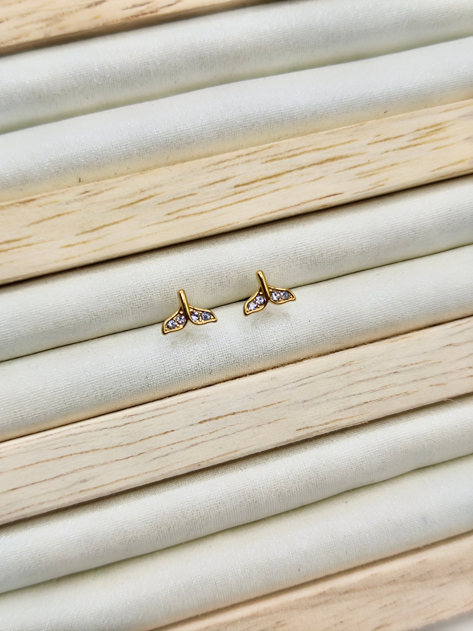 Pendientes Delfín en Acero Inoxidable