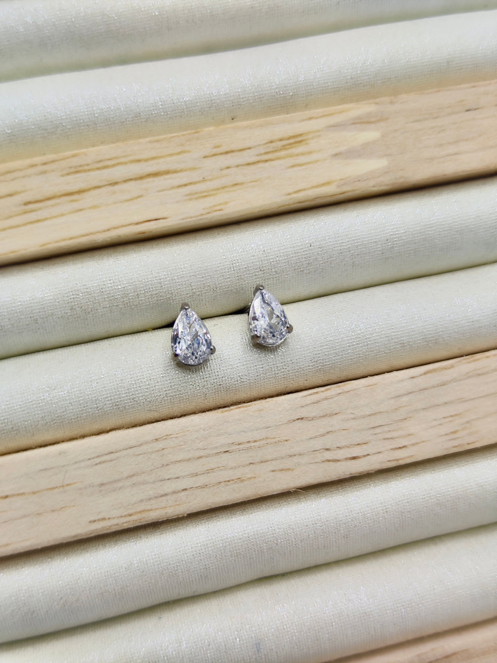 Pendientes Gota en Acero Inoxidable – Dorado y Plateado