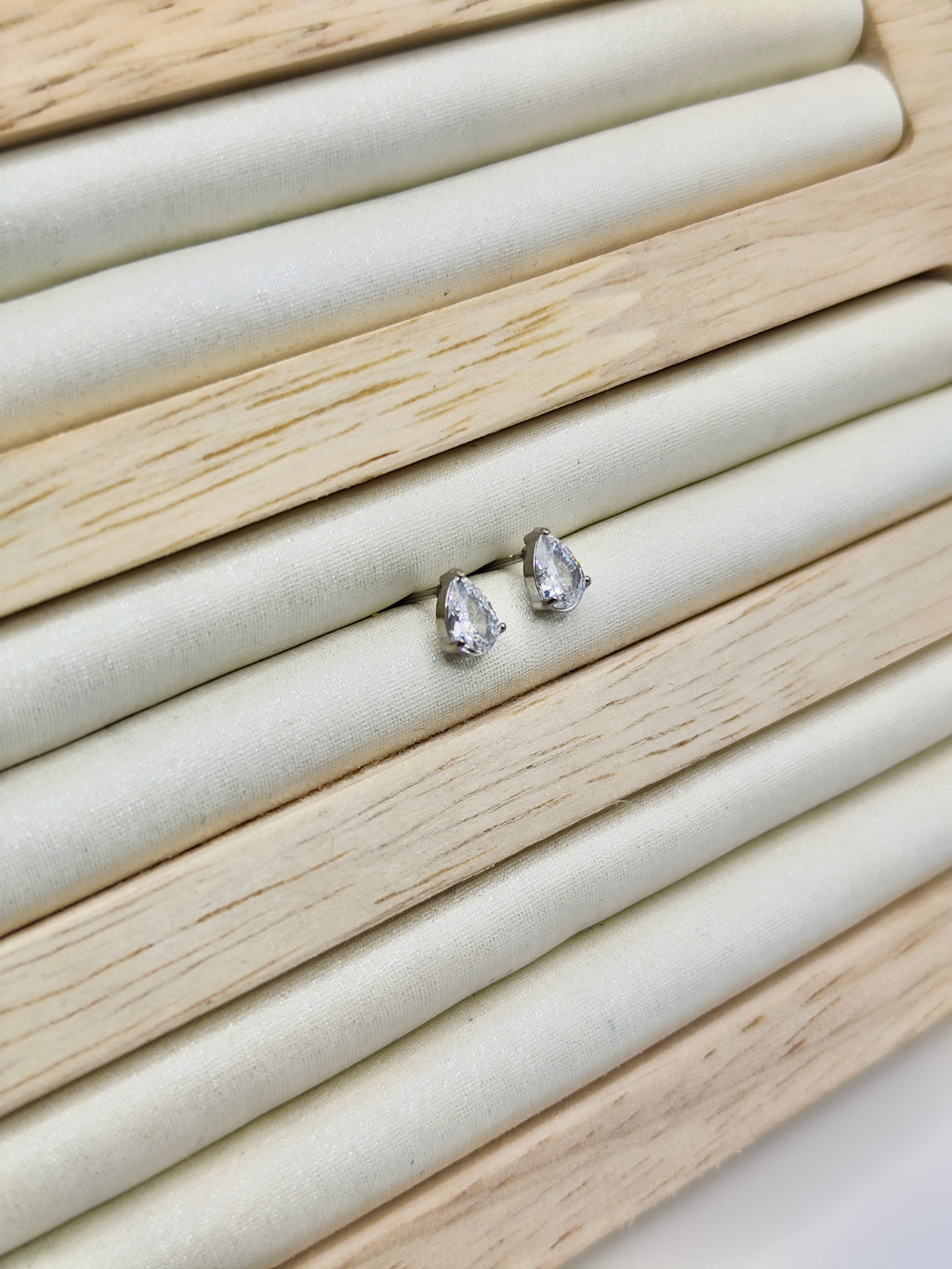 Pendientes Gota en Acero Inoxidable – Dorado y Plateado