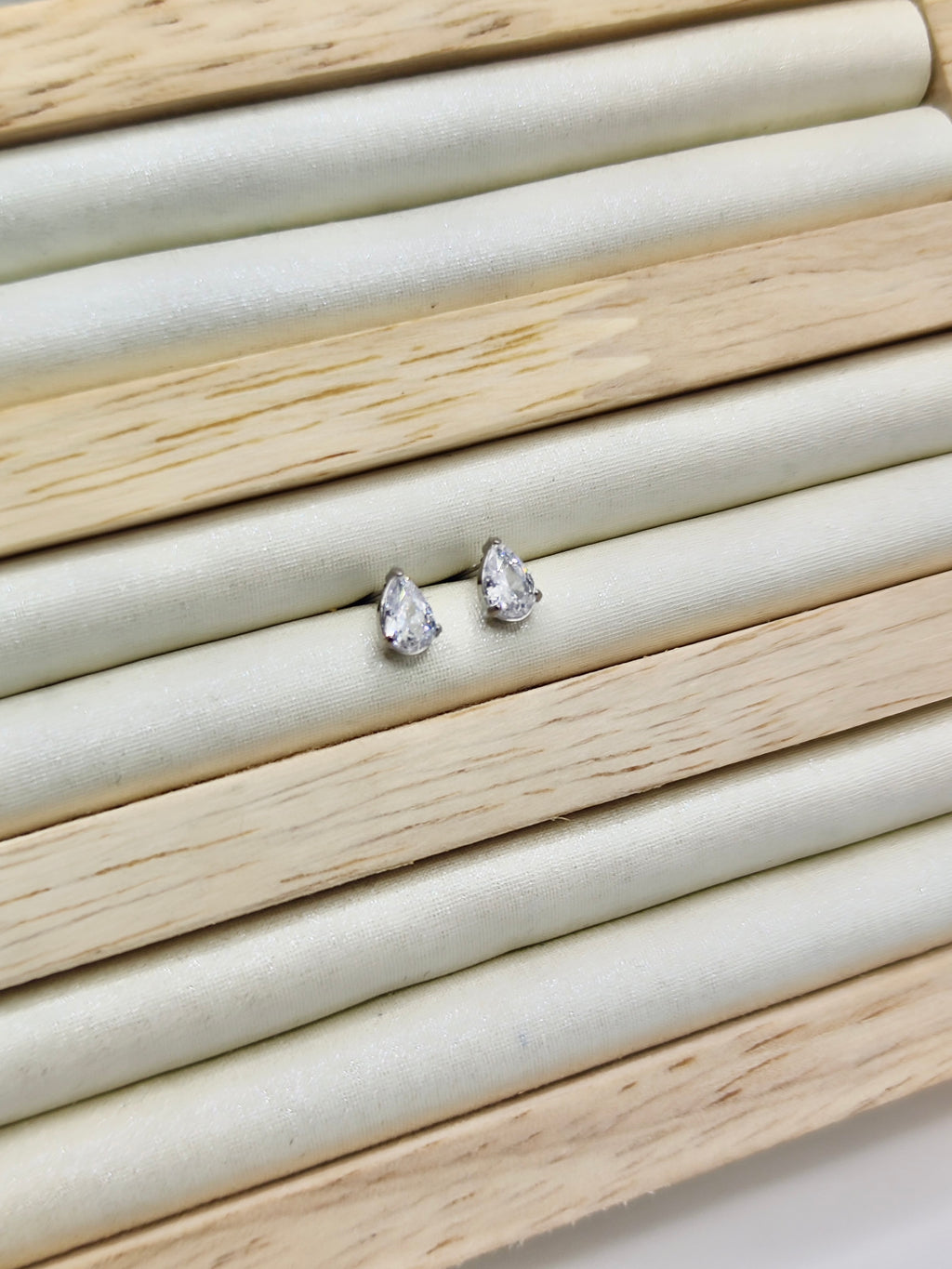 Pendientes Gota en Acero Inoxidable – Dorado y Plateado