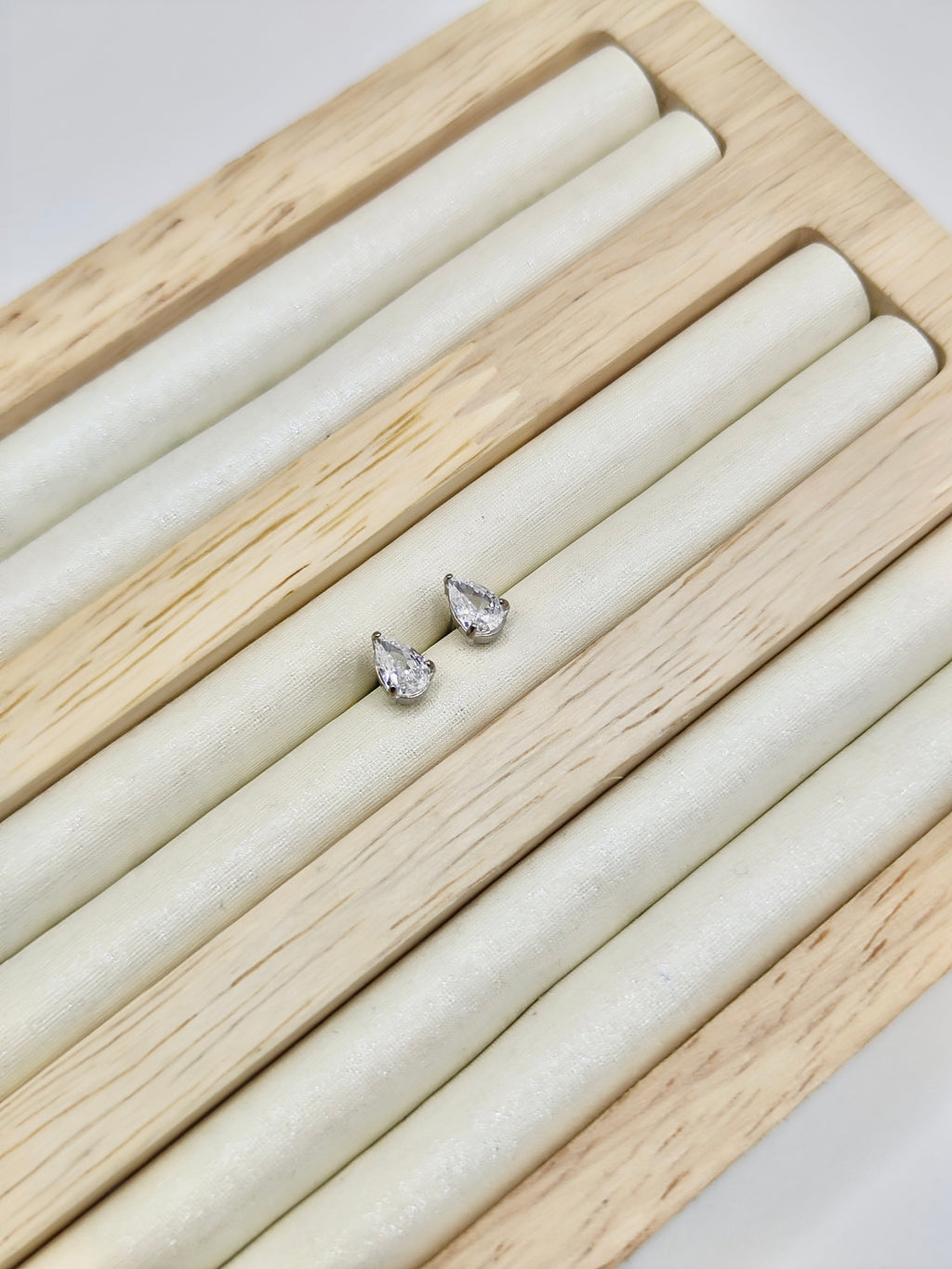 Pendientes Gota en Acero Inoxidable – Dorado y Plateado