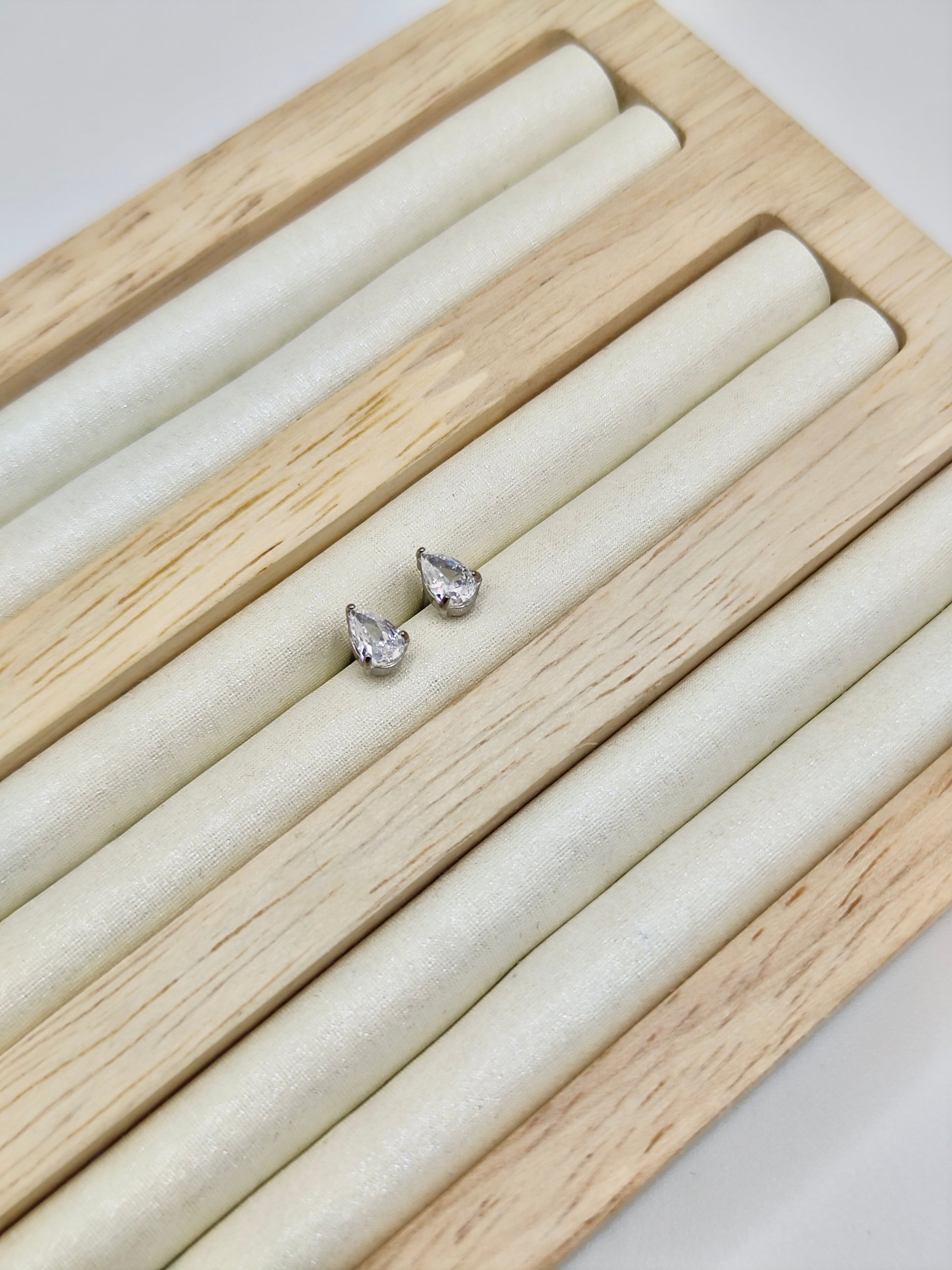 Pendientes Gota en Acero Inoxidable – Dorado y Plateado