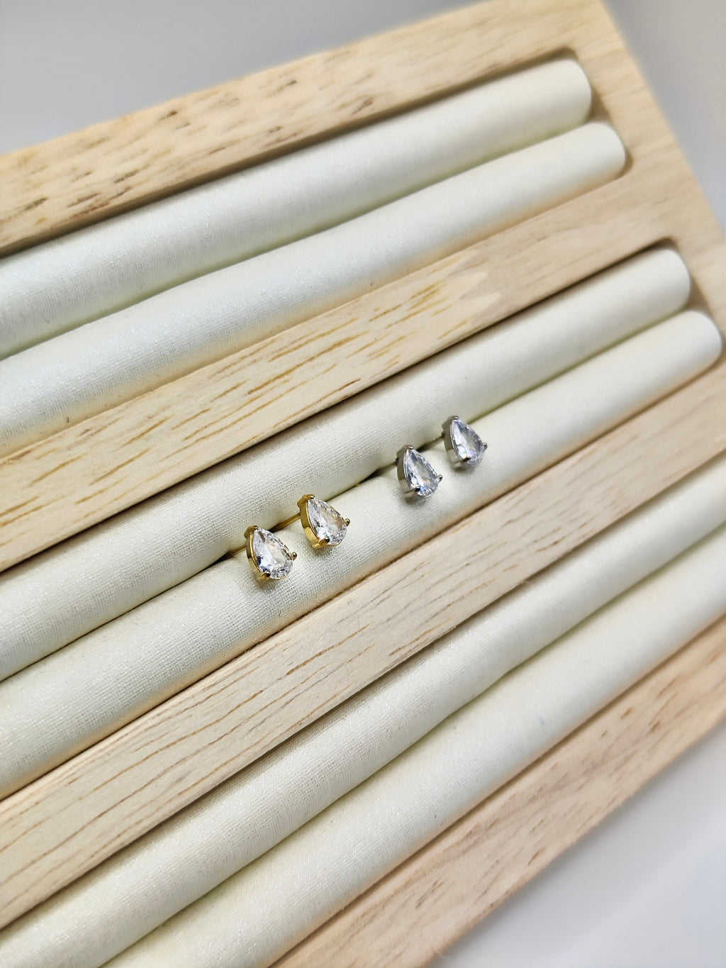 Pendientes Gota en Acero Inoxidable – Dorado y Plateado