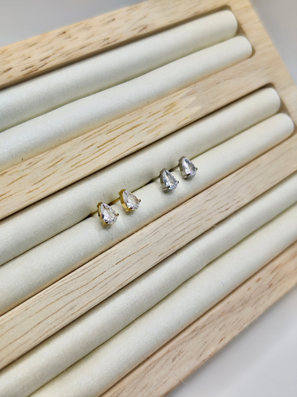 Pendientes Gota en Acero Inoxidable – Dorado y Plateado