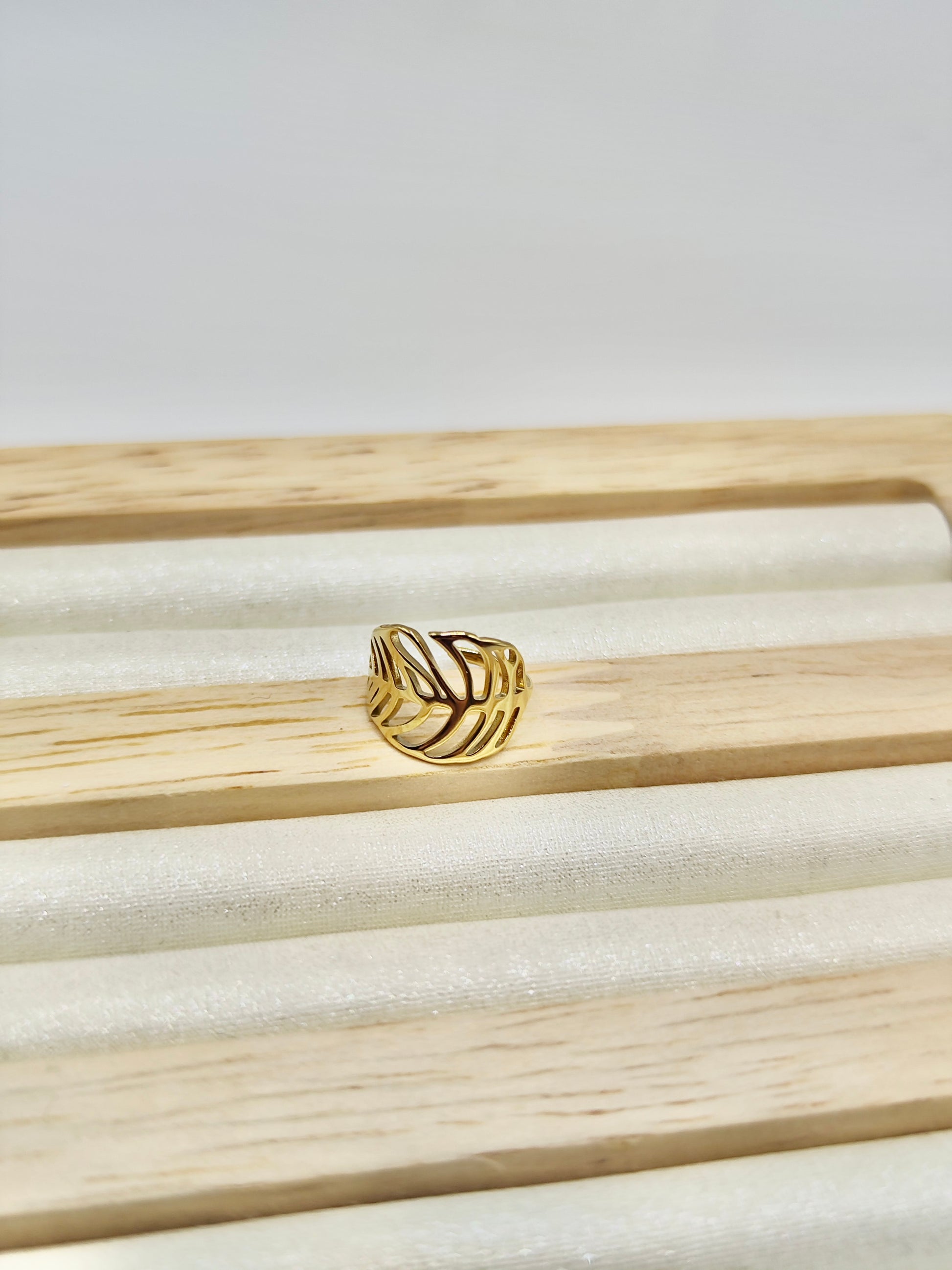 Ear Cuff Hoja – Plata y Dorado