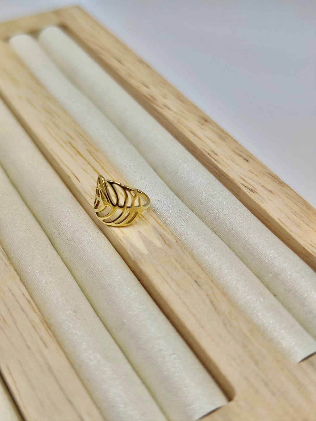 Ear Cuff Hoja – Plata y Dorado