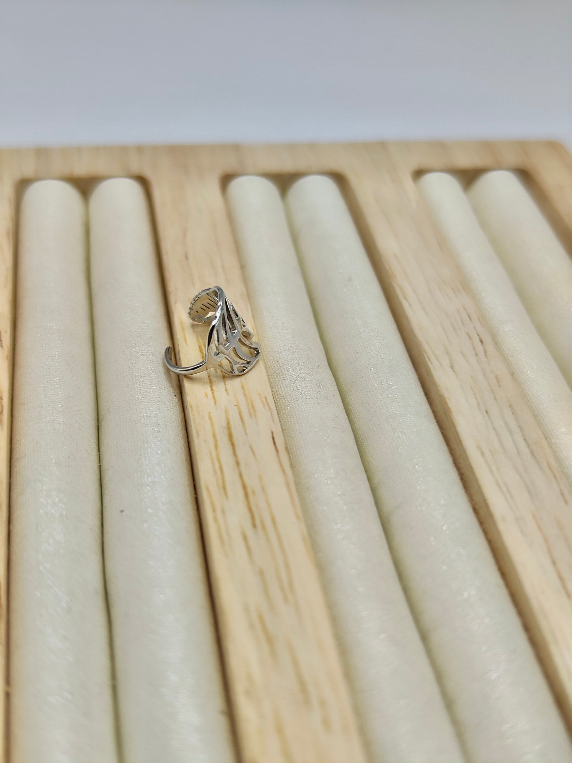 Ear Cuff Hoja – Plata y Dorado