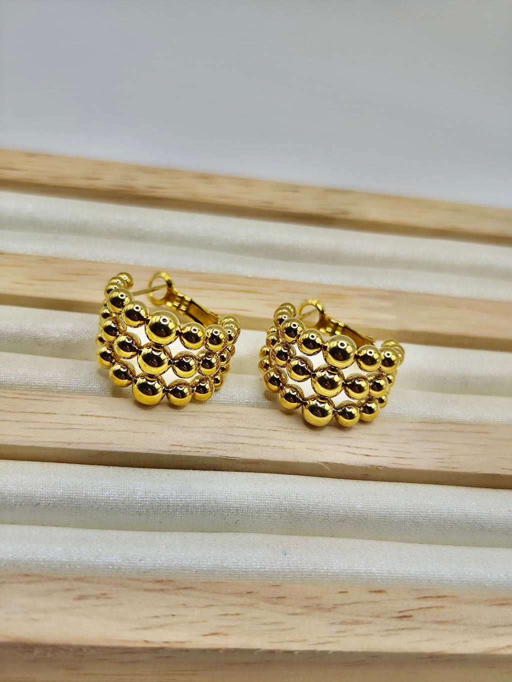 Pendientes Aros Esfera – Dorado