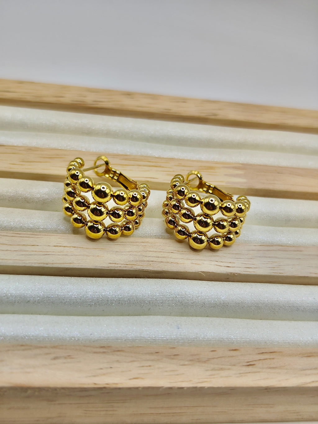 Pendientes Aros Esfera – Dorado