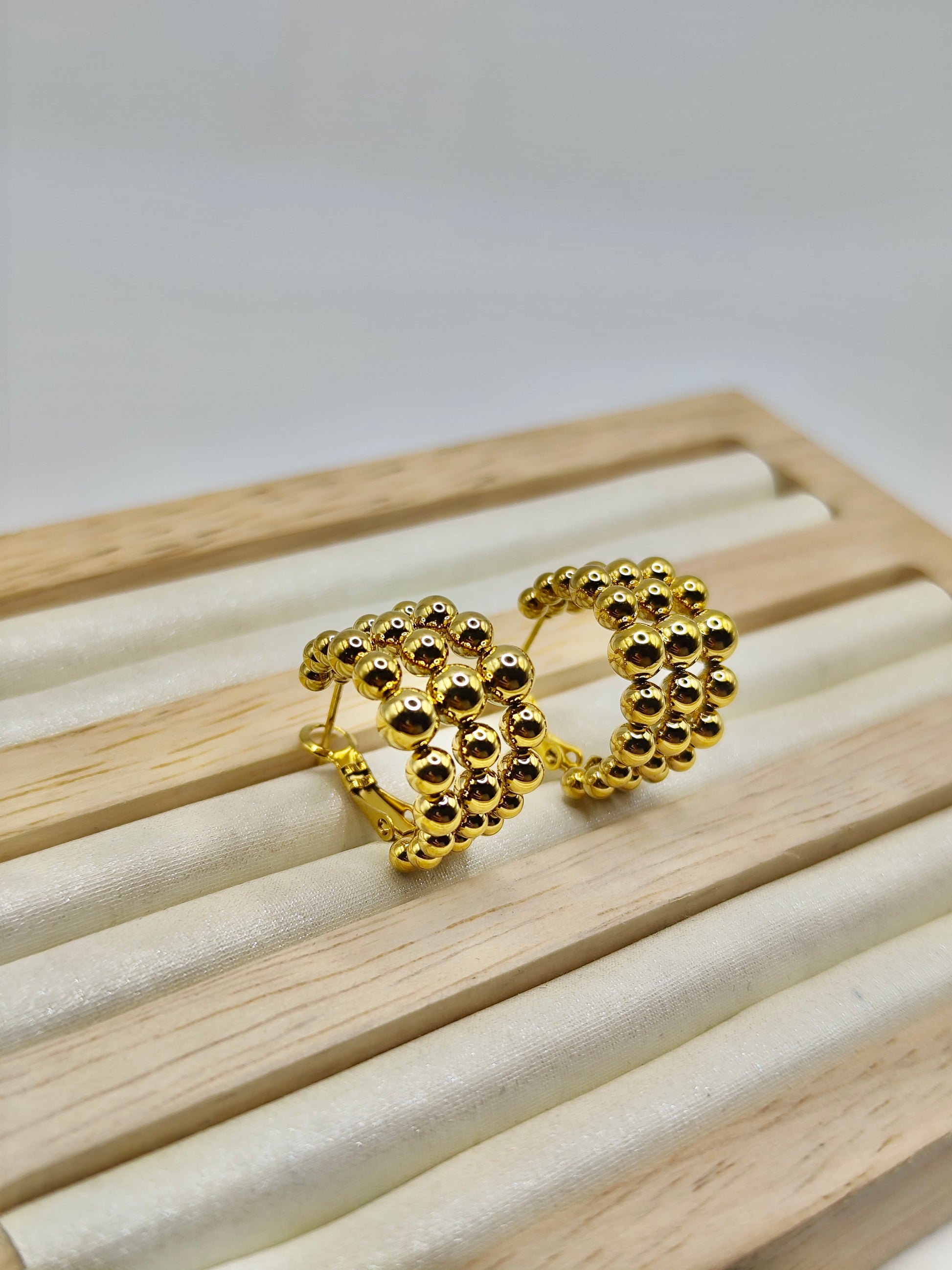 Pendientes Aros Esfera – Dorado