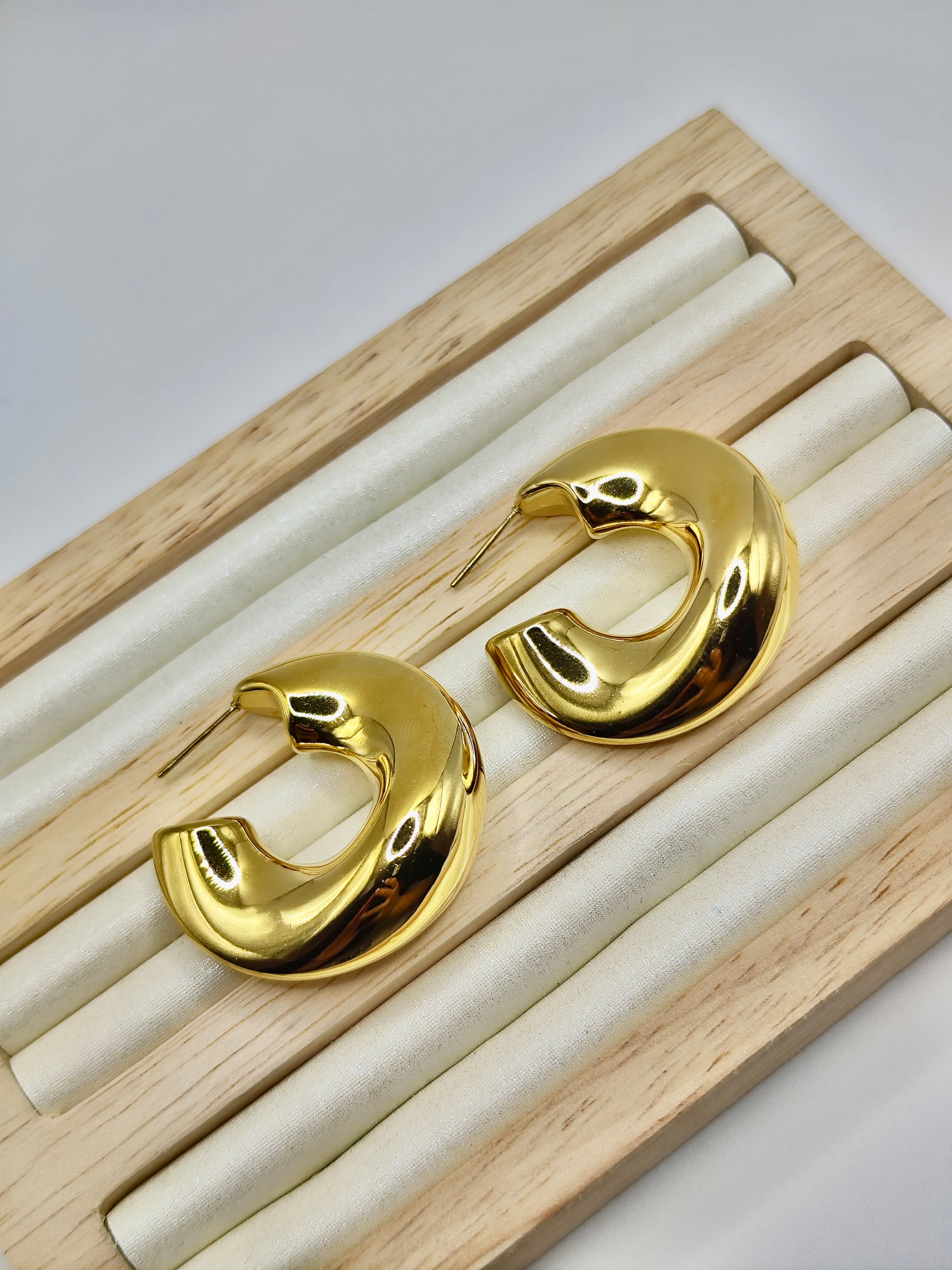 Pendientes Aros Luna – Dorado y Plateado
